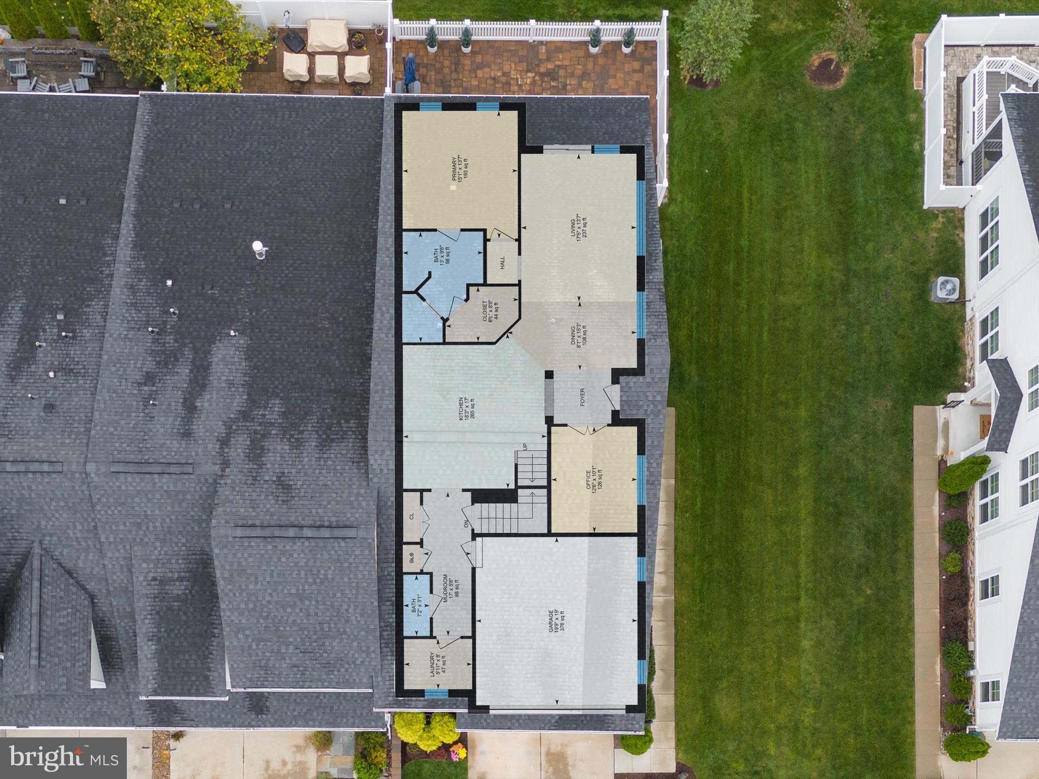 TWO RIVERS - Residential