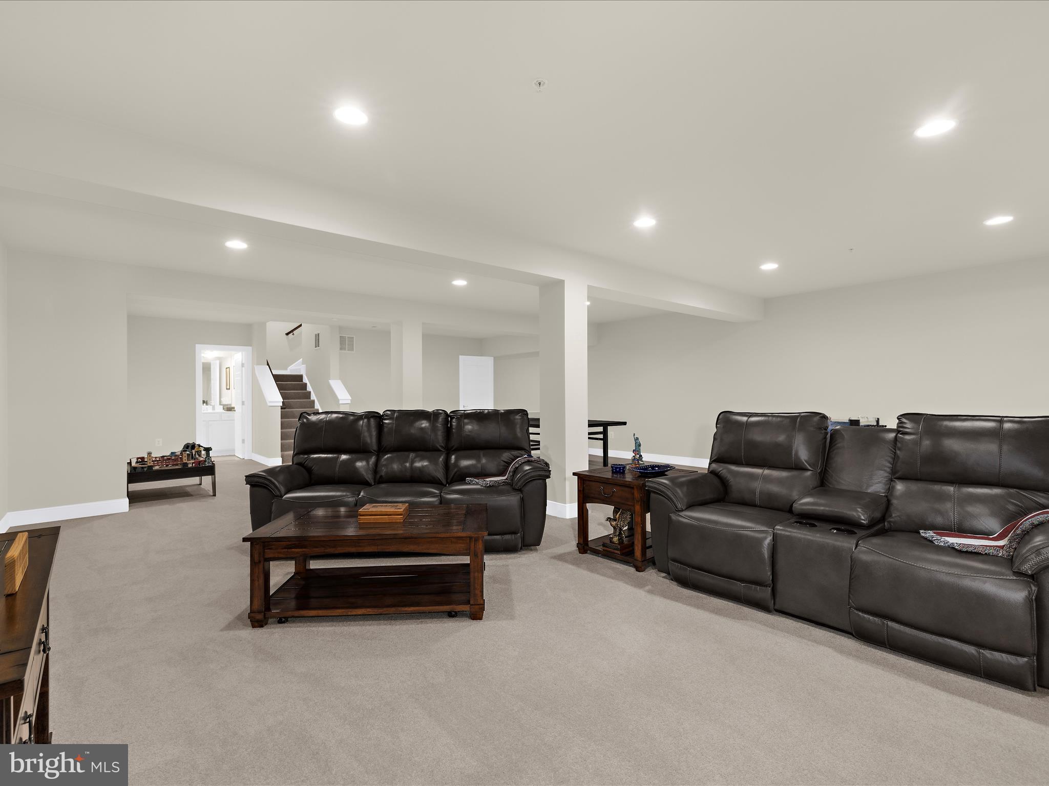 TWO RIVERS - Residential