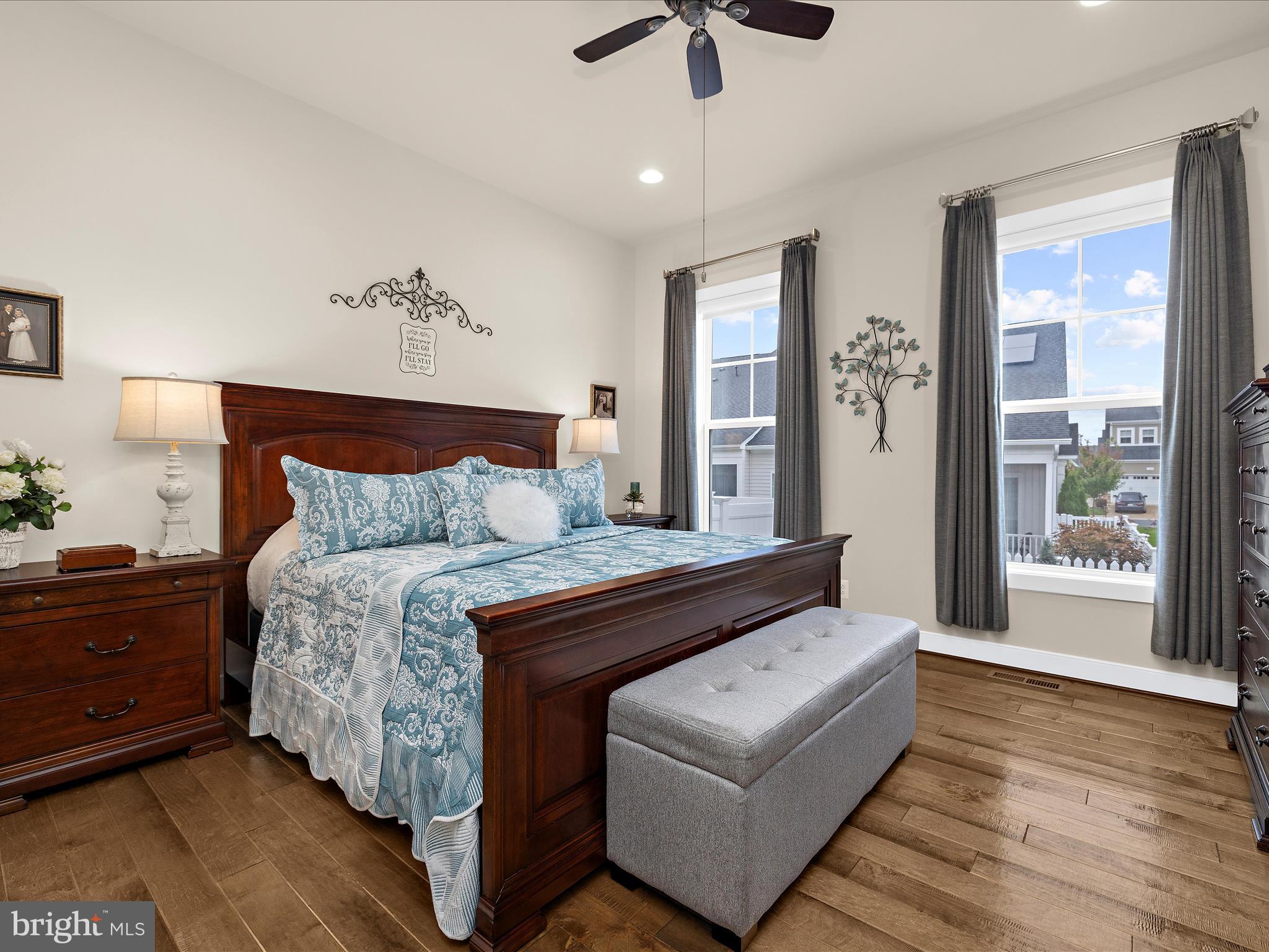 TWO RIVERS - Residential