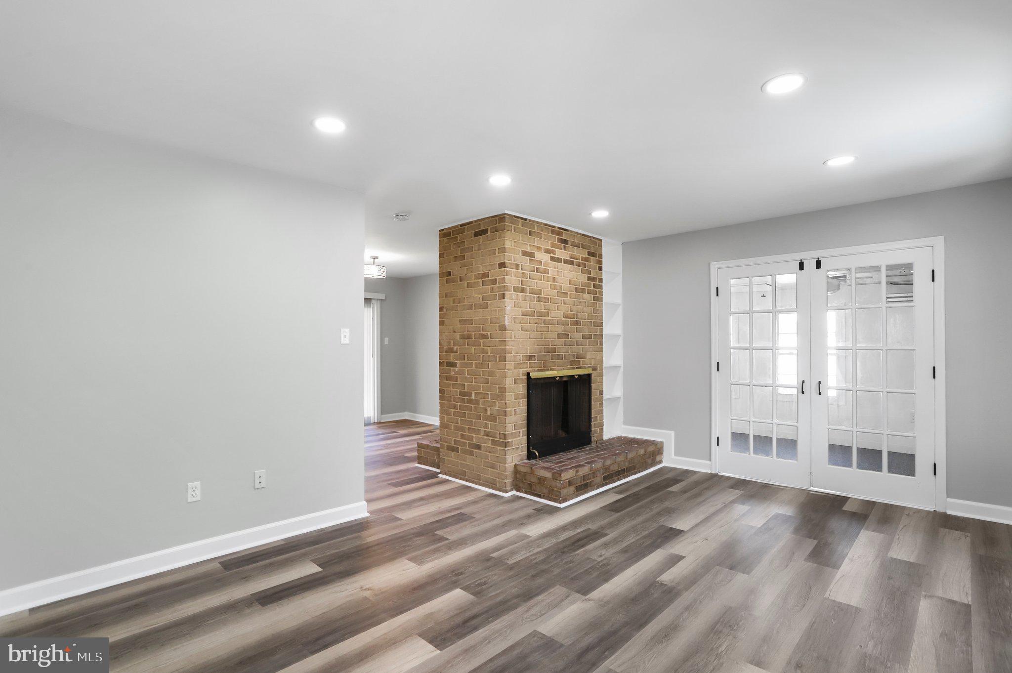 MARLTON - Residential