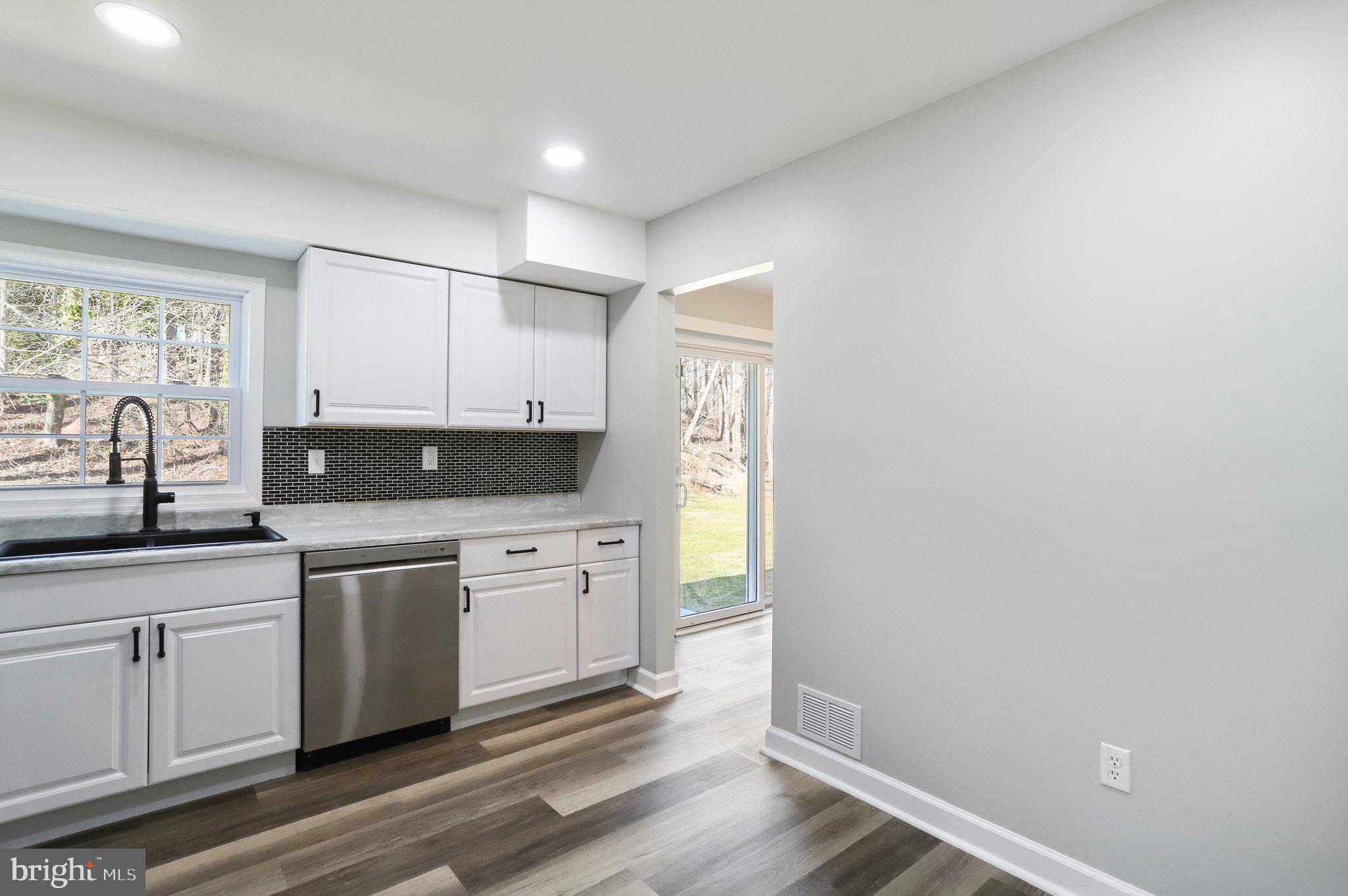 MARLTON - Residential