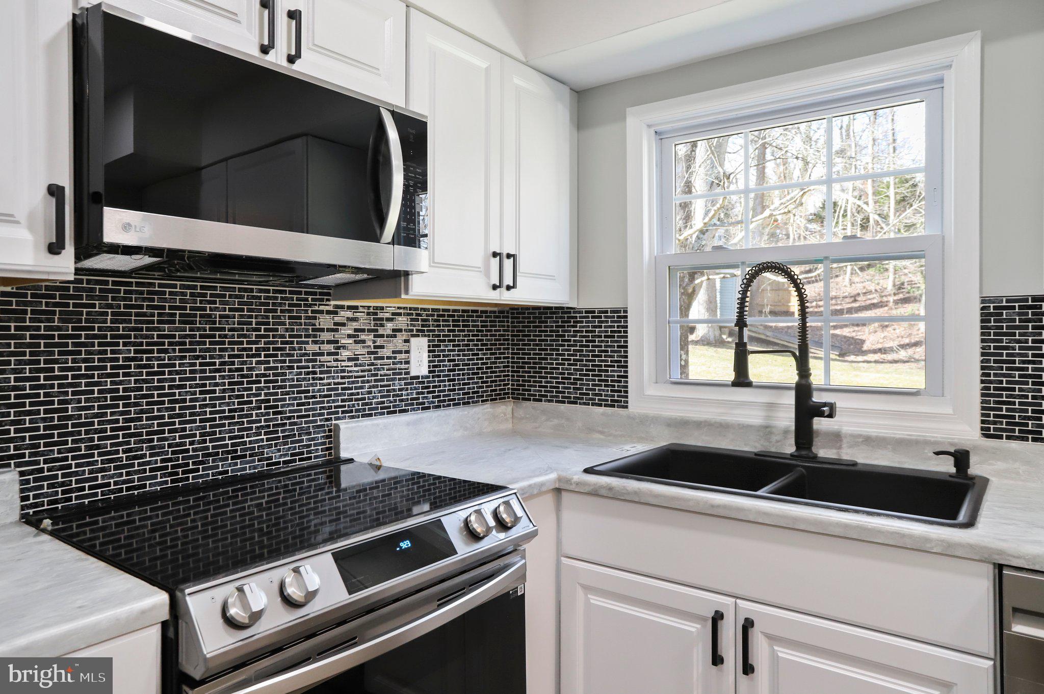 MARLTON - Residential