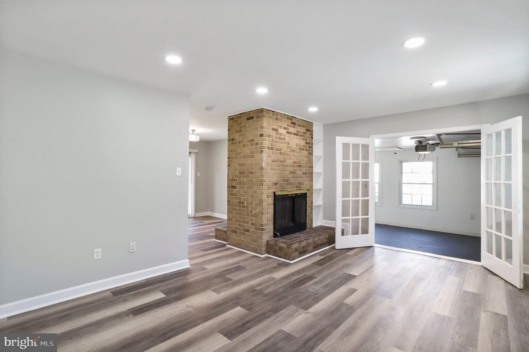 MARLTON - Residential