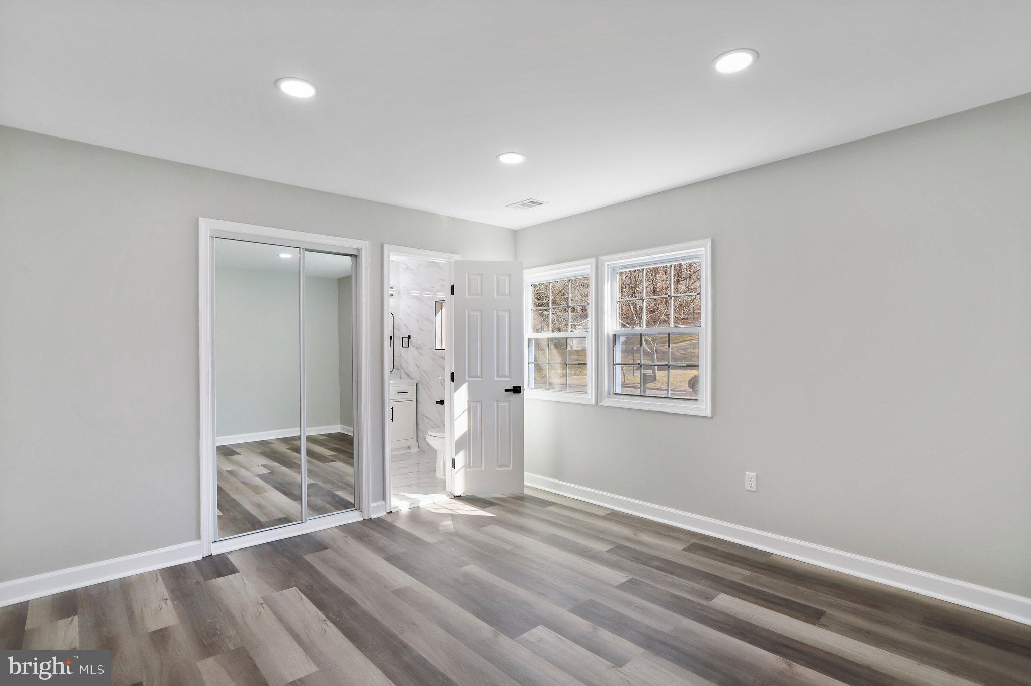 MARLTON - Residential