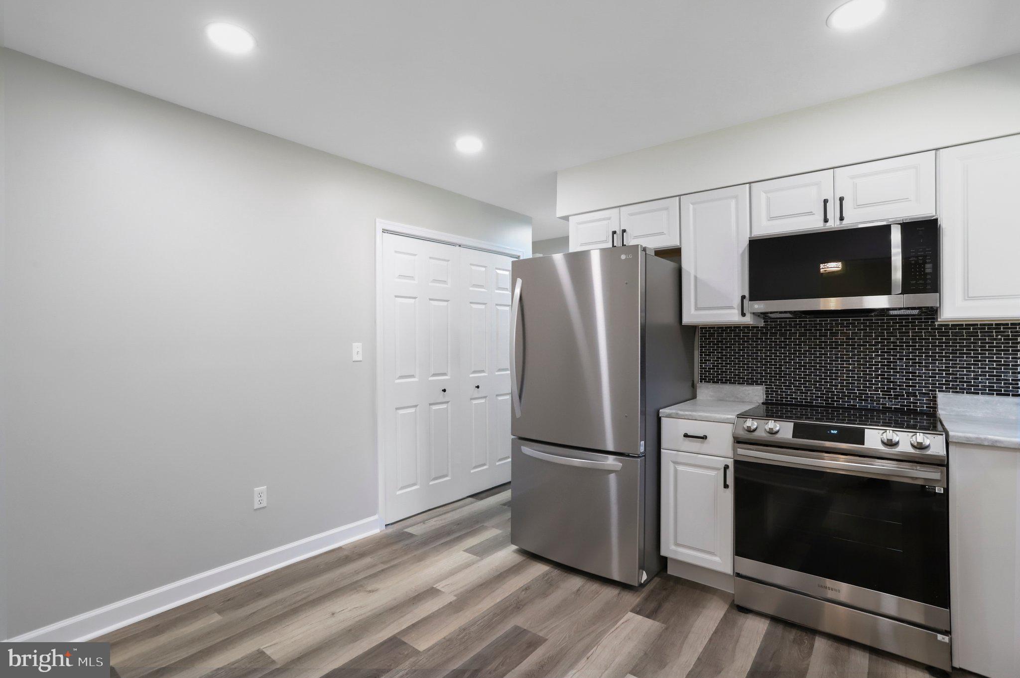 MARLTON - Residential