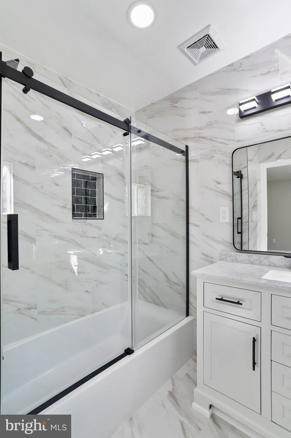 MARLTON - Residential