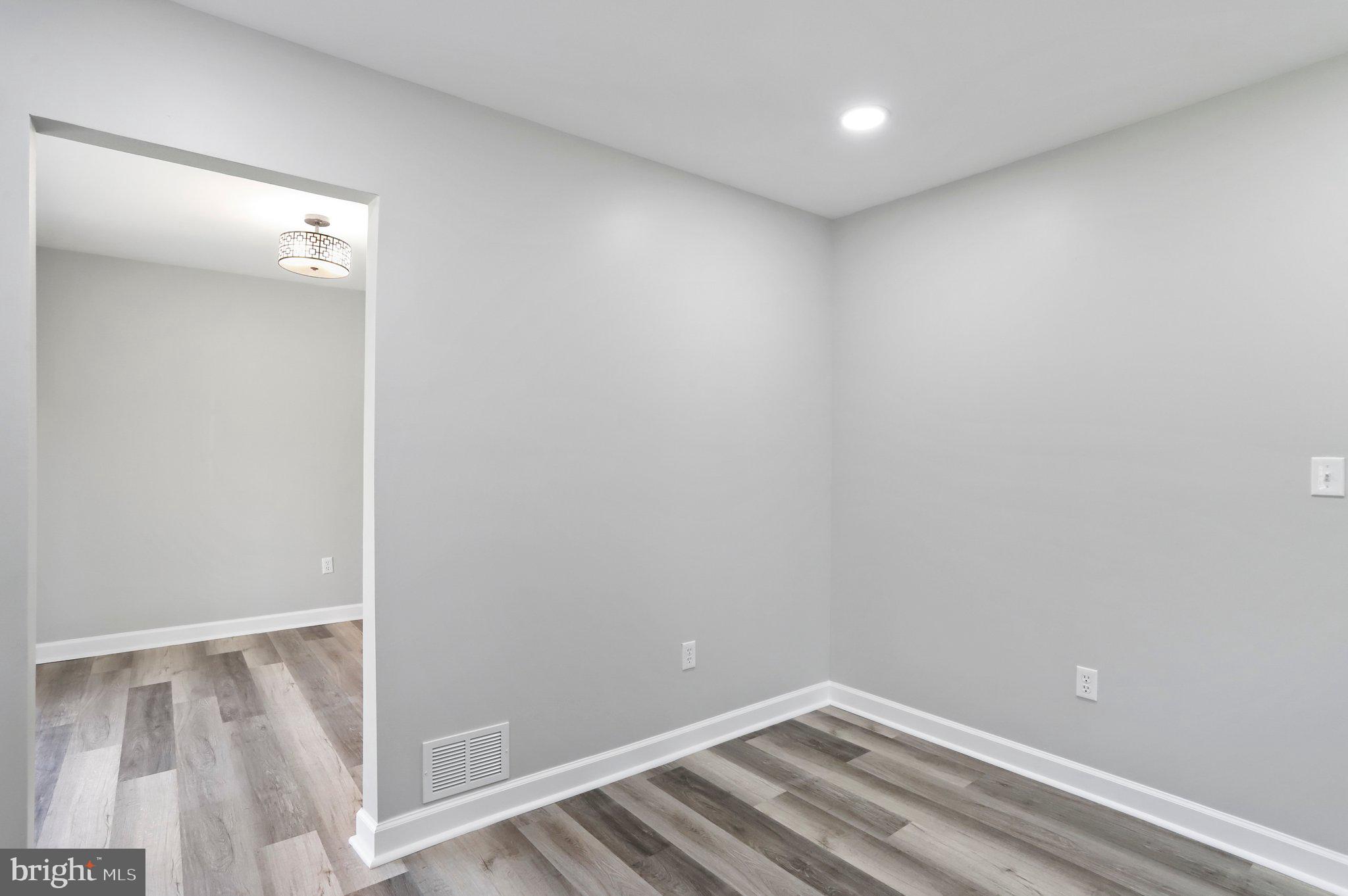 MARLTON - Residential