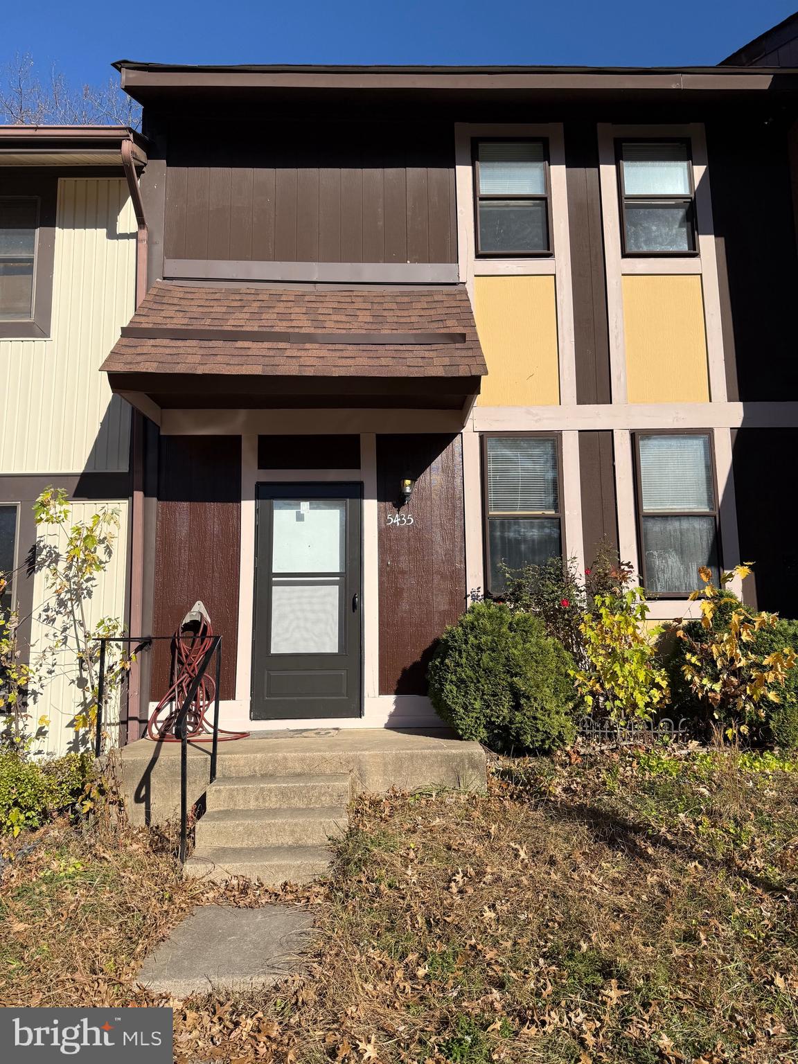 GREENFIELD FARM - Residential Lease