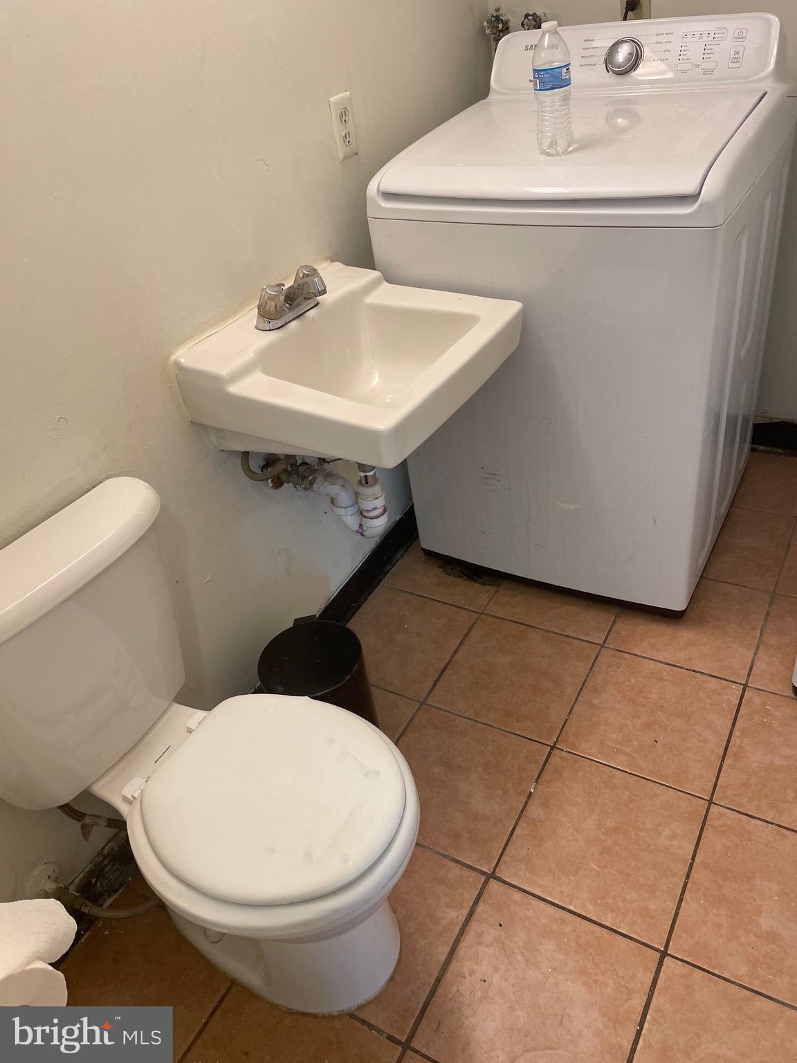 GREENFIELD FARM - Residential Lease