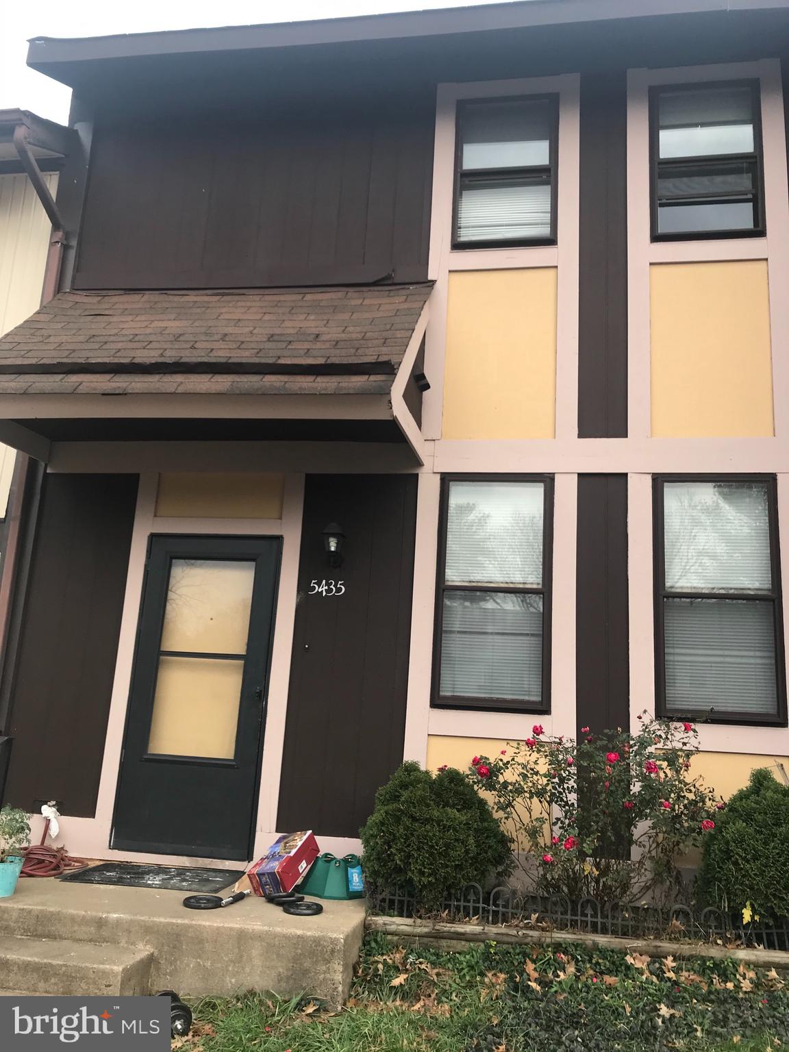 GREENFIELD FARM - Residential Lease