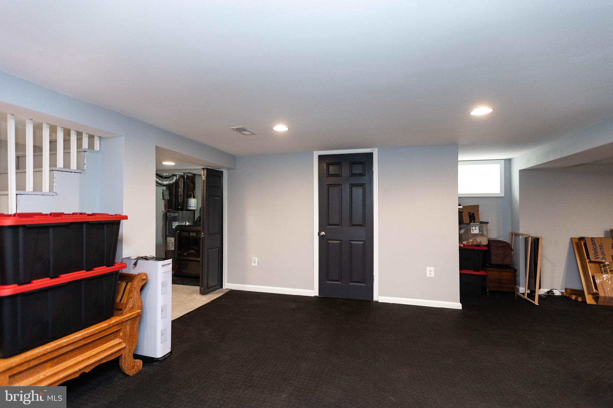 MAYFIELD - Residential