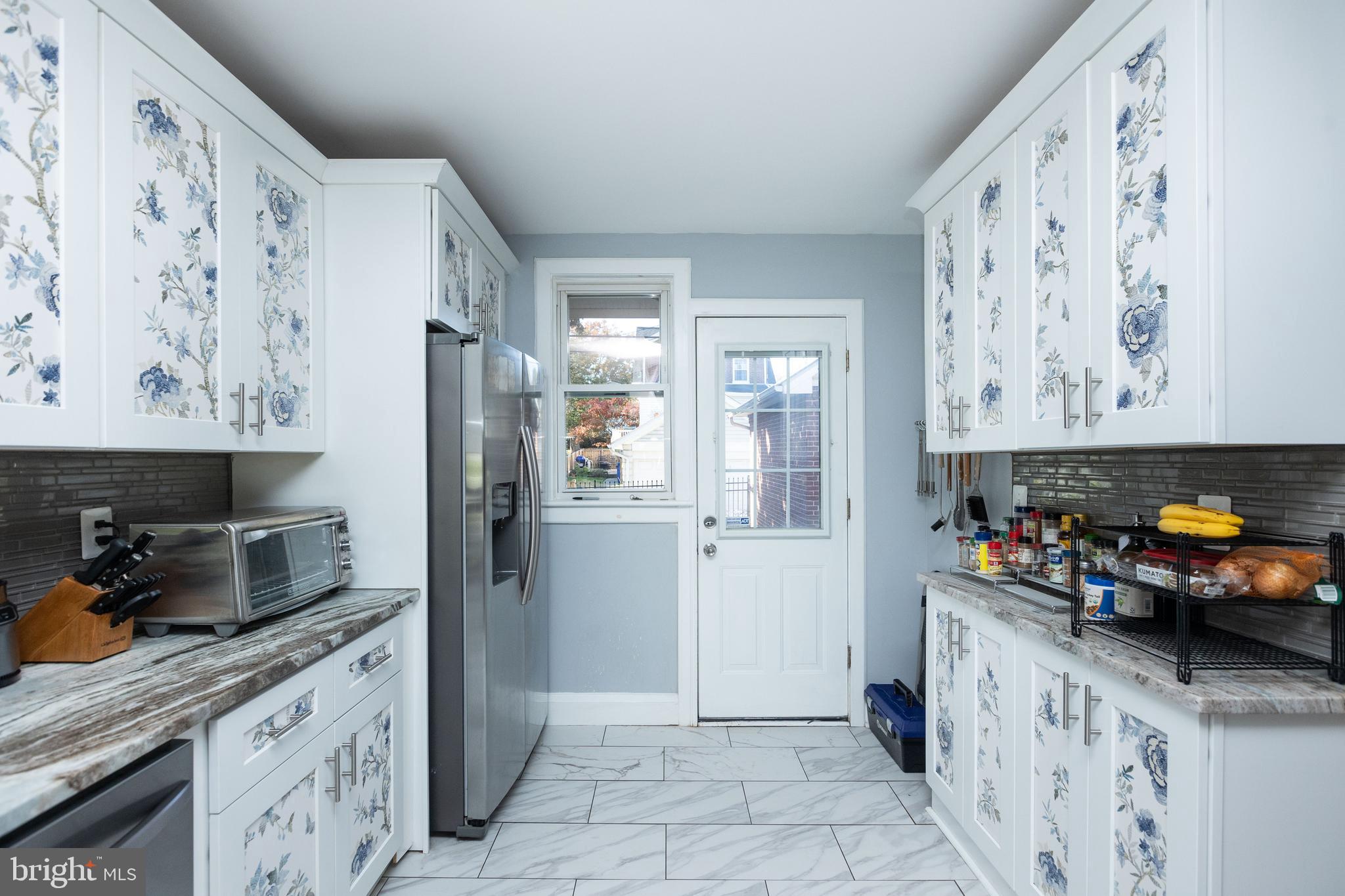 MAYFIELD - Residential