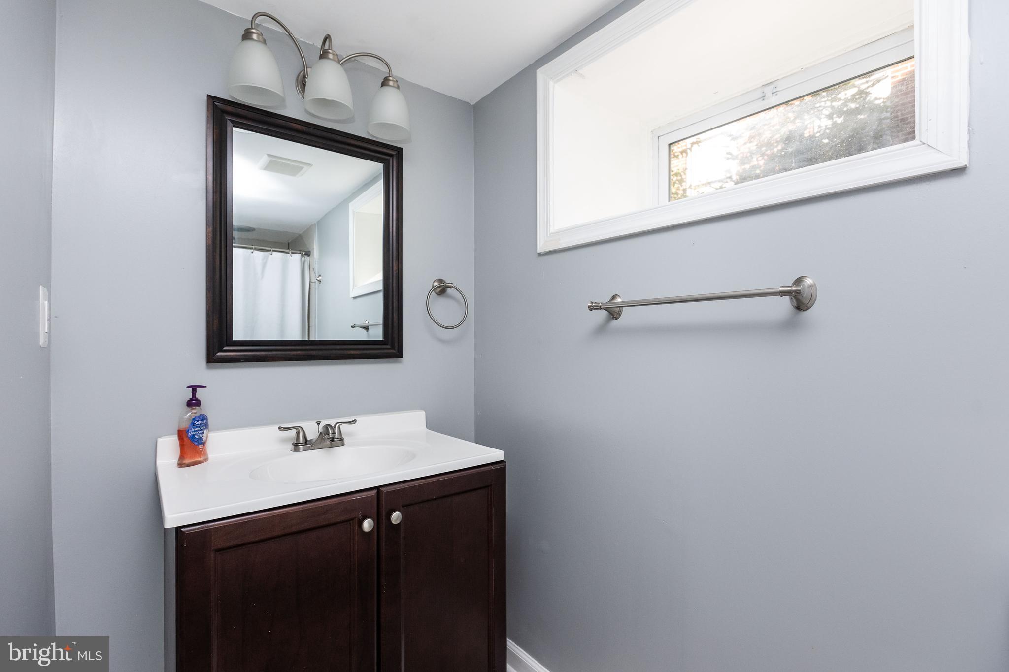 MAYFIELD - Residential