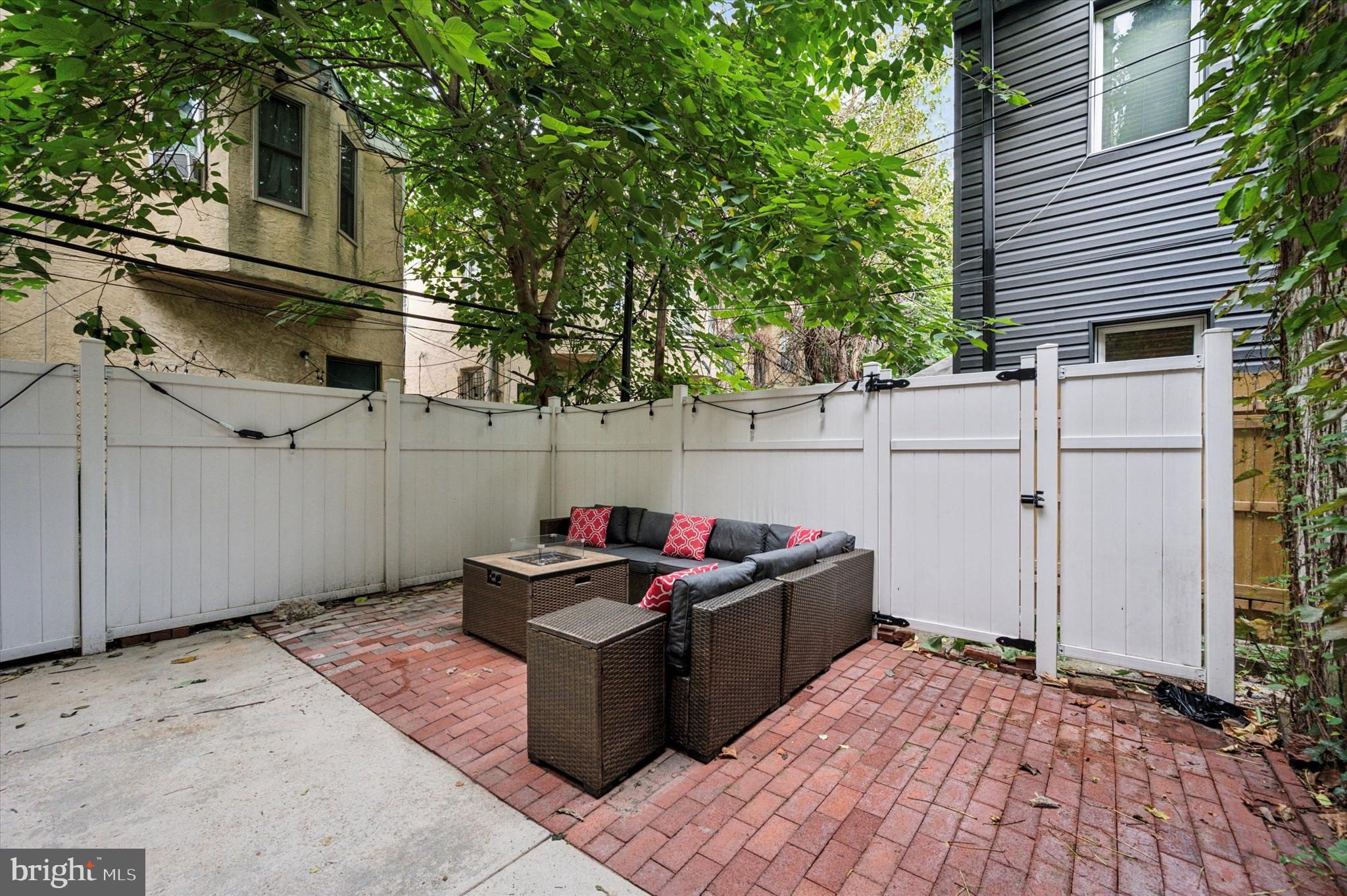 GRADUATE HOSPITAL - Residential Lease