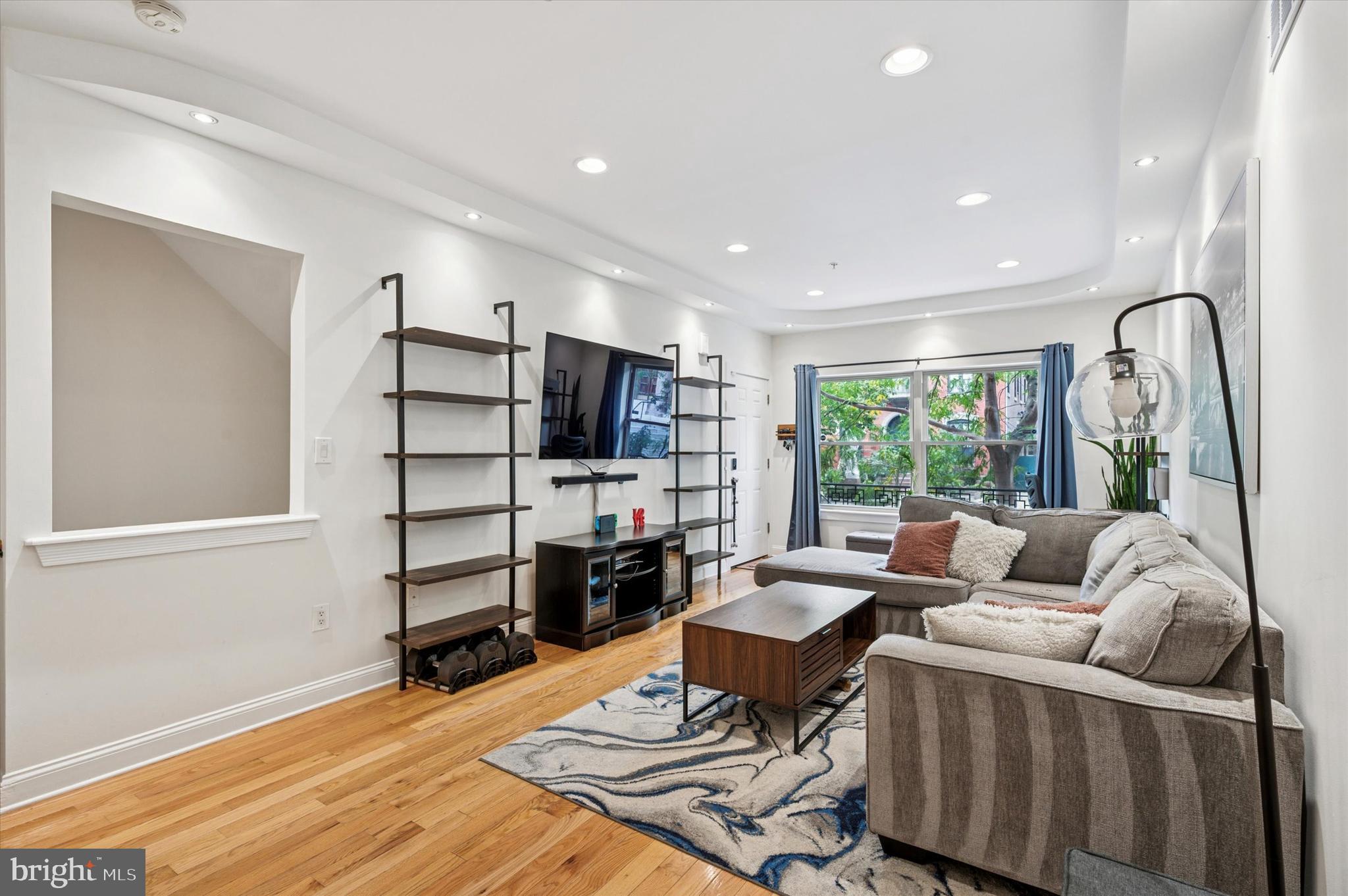 GRADUATE HOSPITAL - Residential Lease