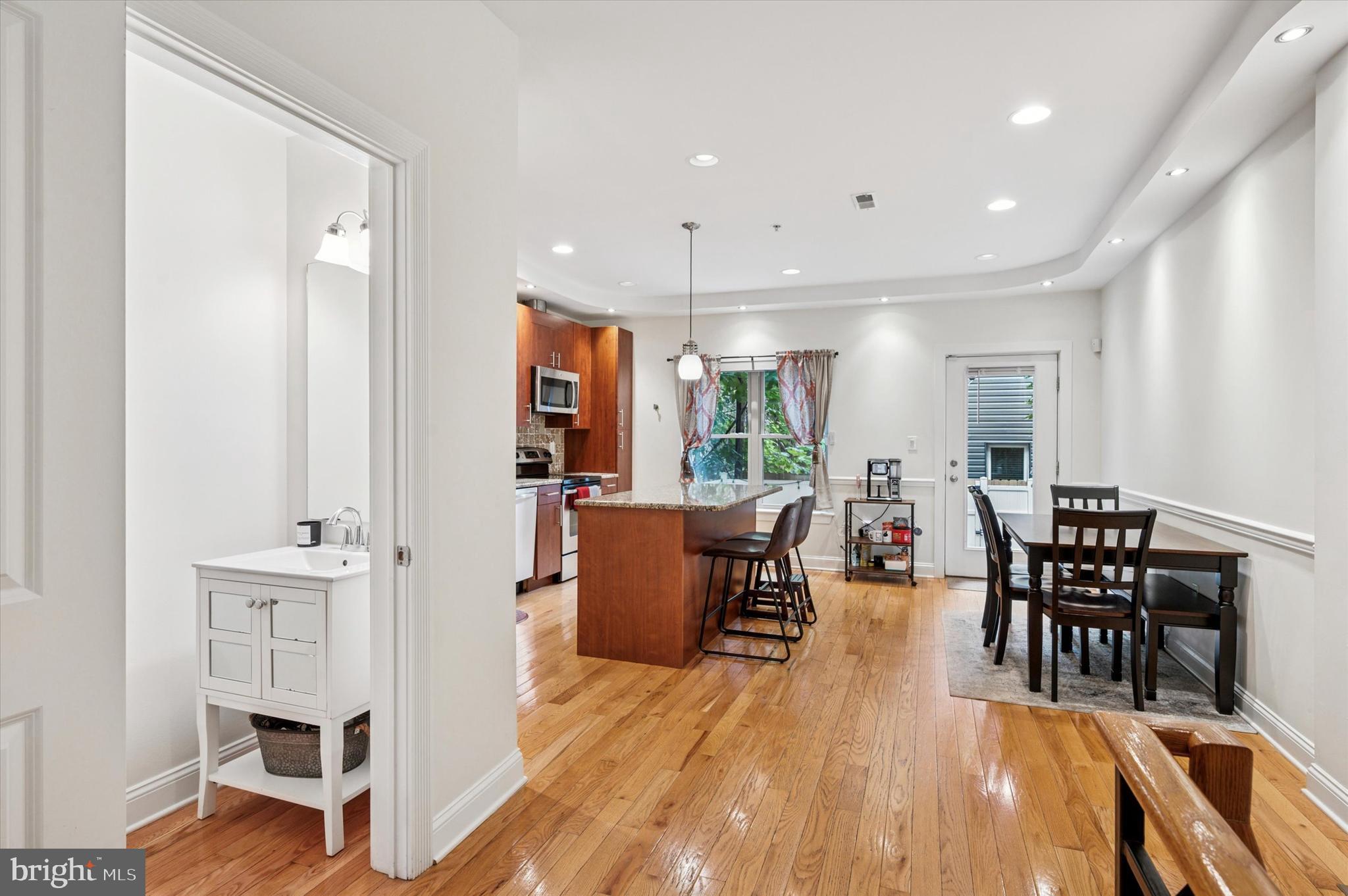 GRADUATE HOSPITAL - Residential Lease