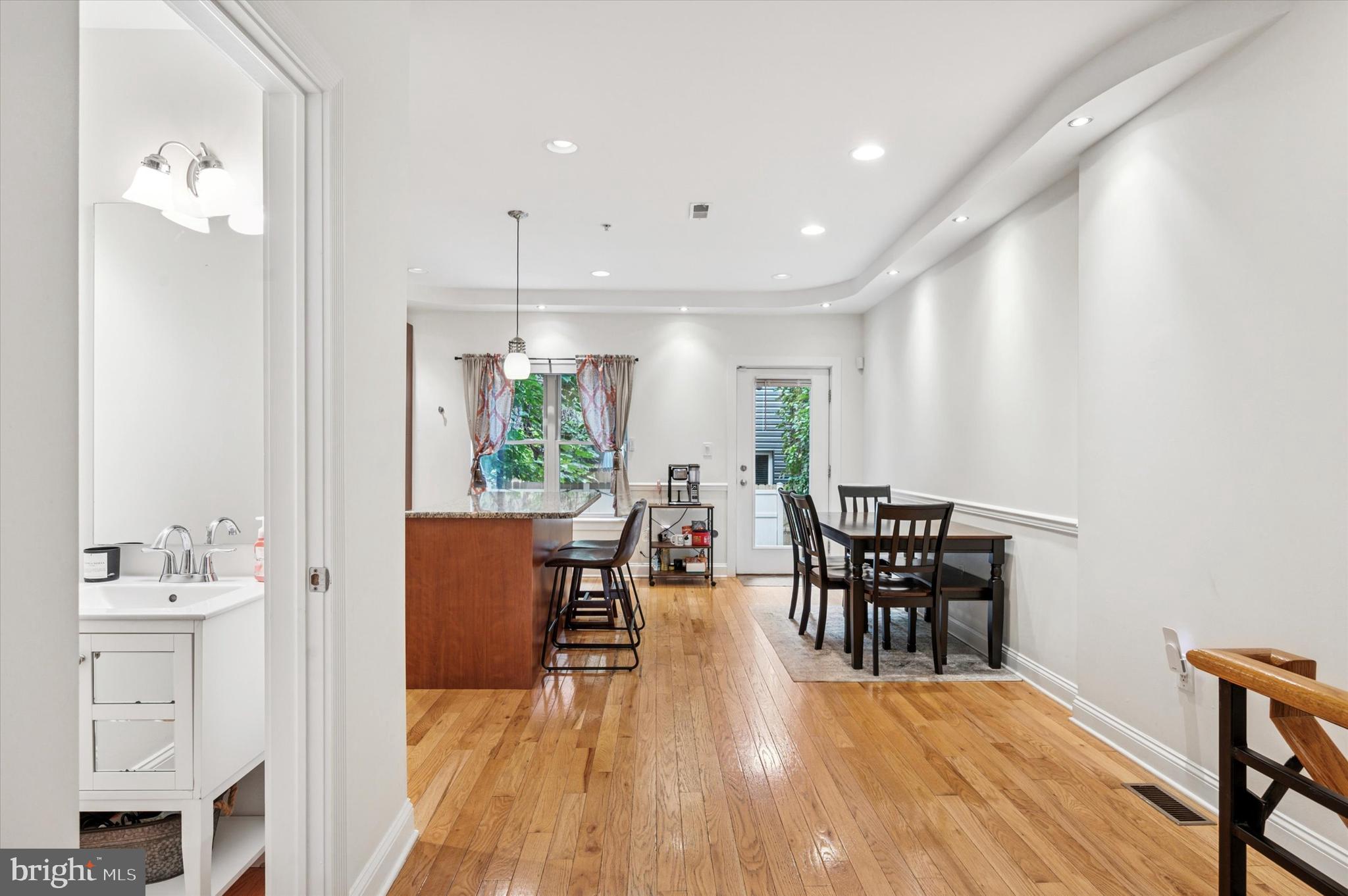 GRADUATE HOSPITAL - Residential Lease