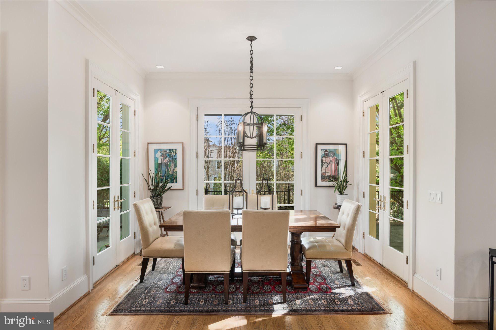 CLEVELAND PARK - Residential