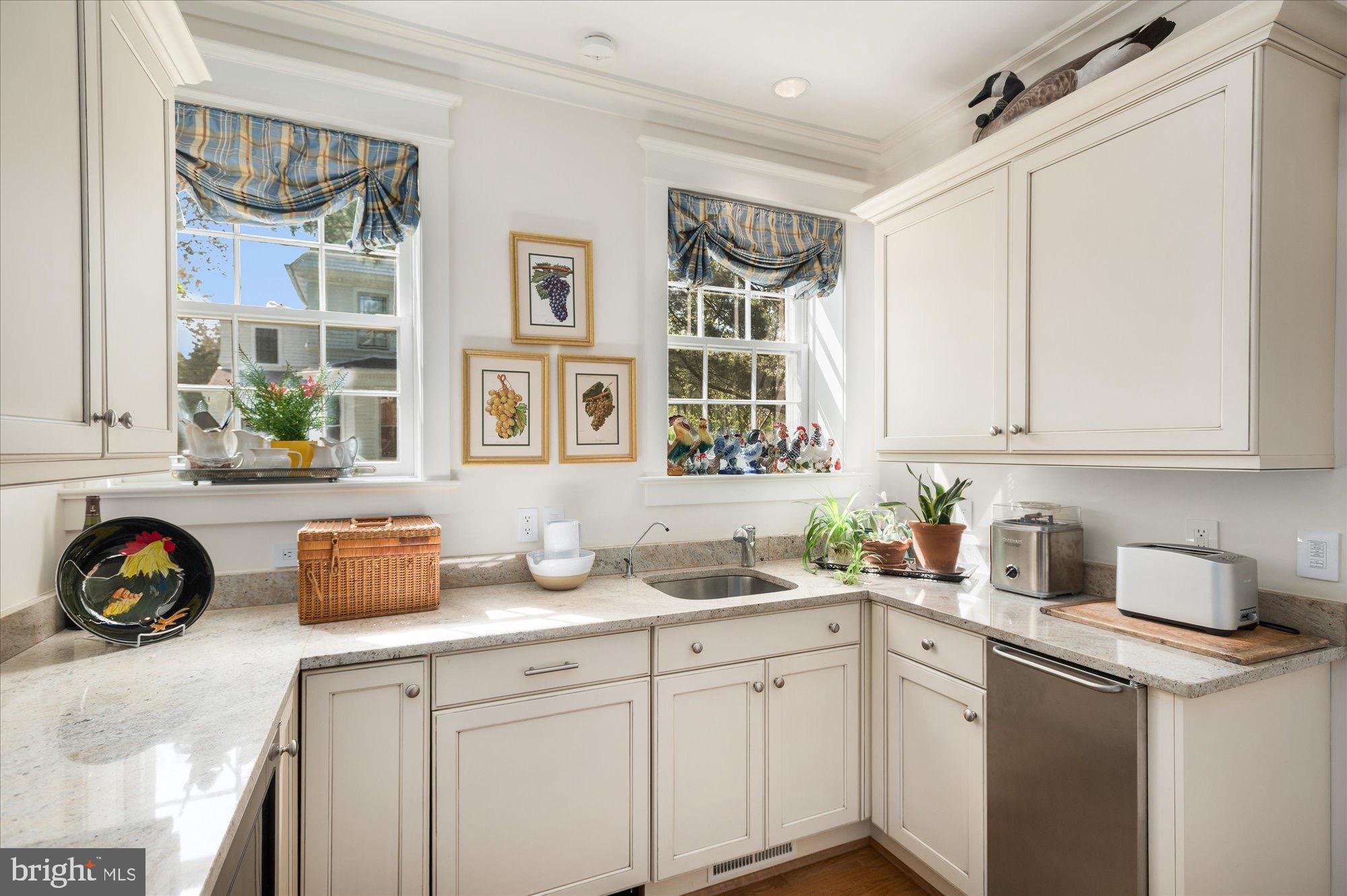 CLEVELAND PARK - Residential