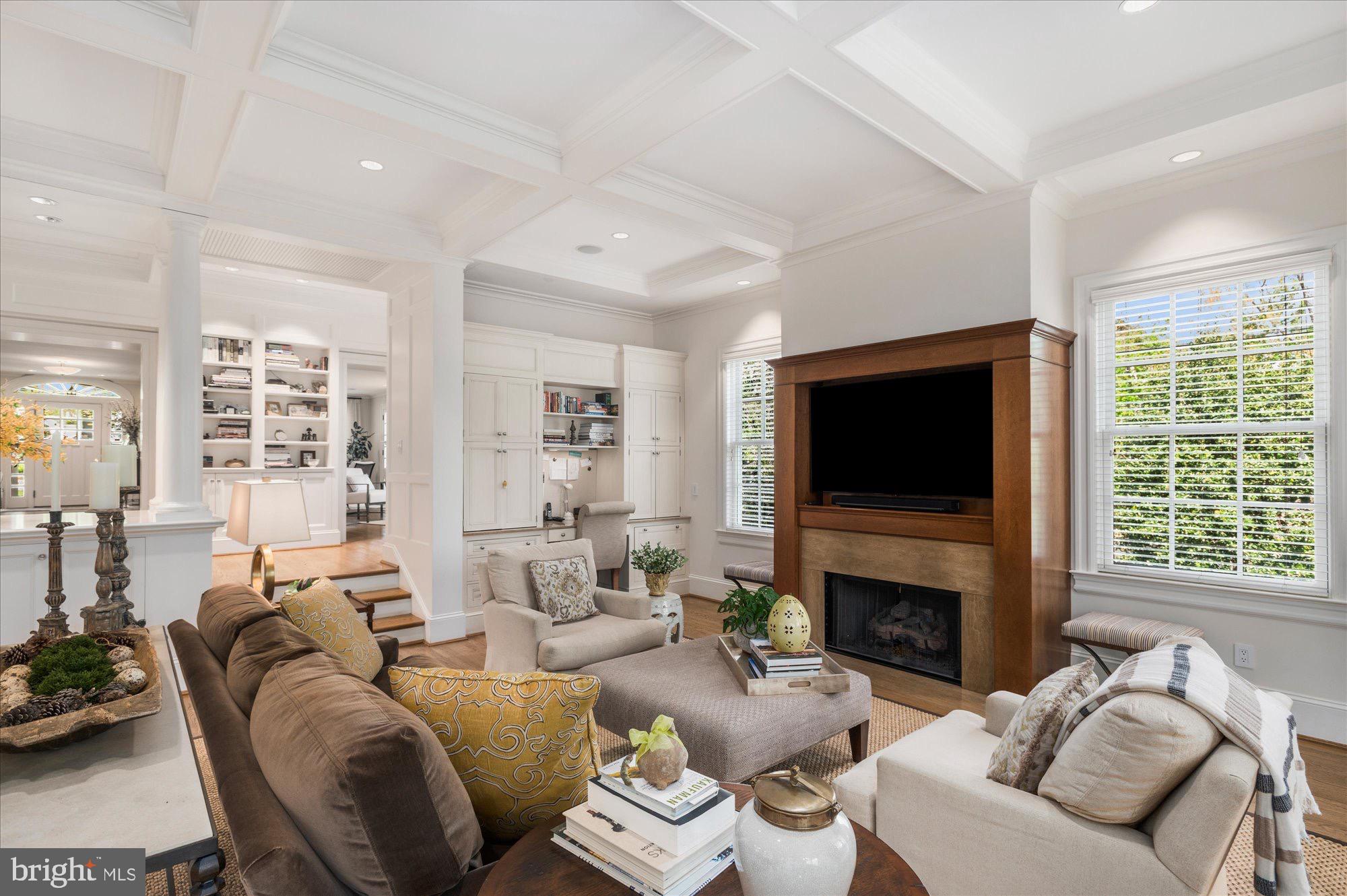 CLEVELAND PARK - Residential