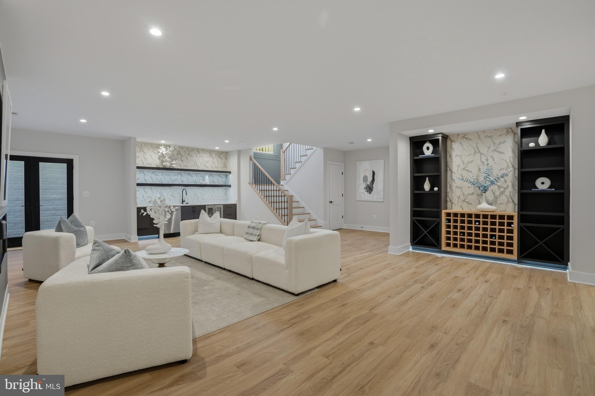 GRASS RIDGE - Residential