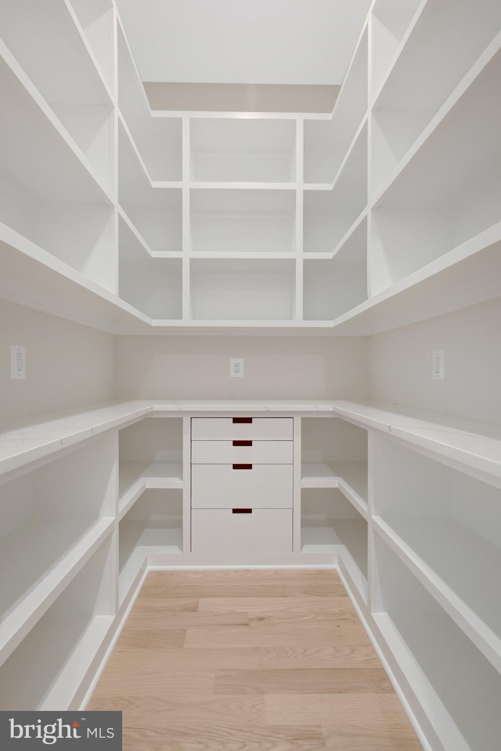 GRASS RIDGE - Residential