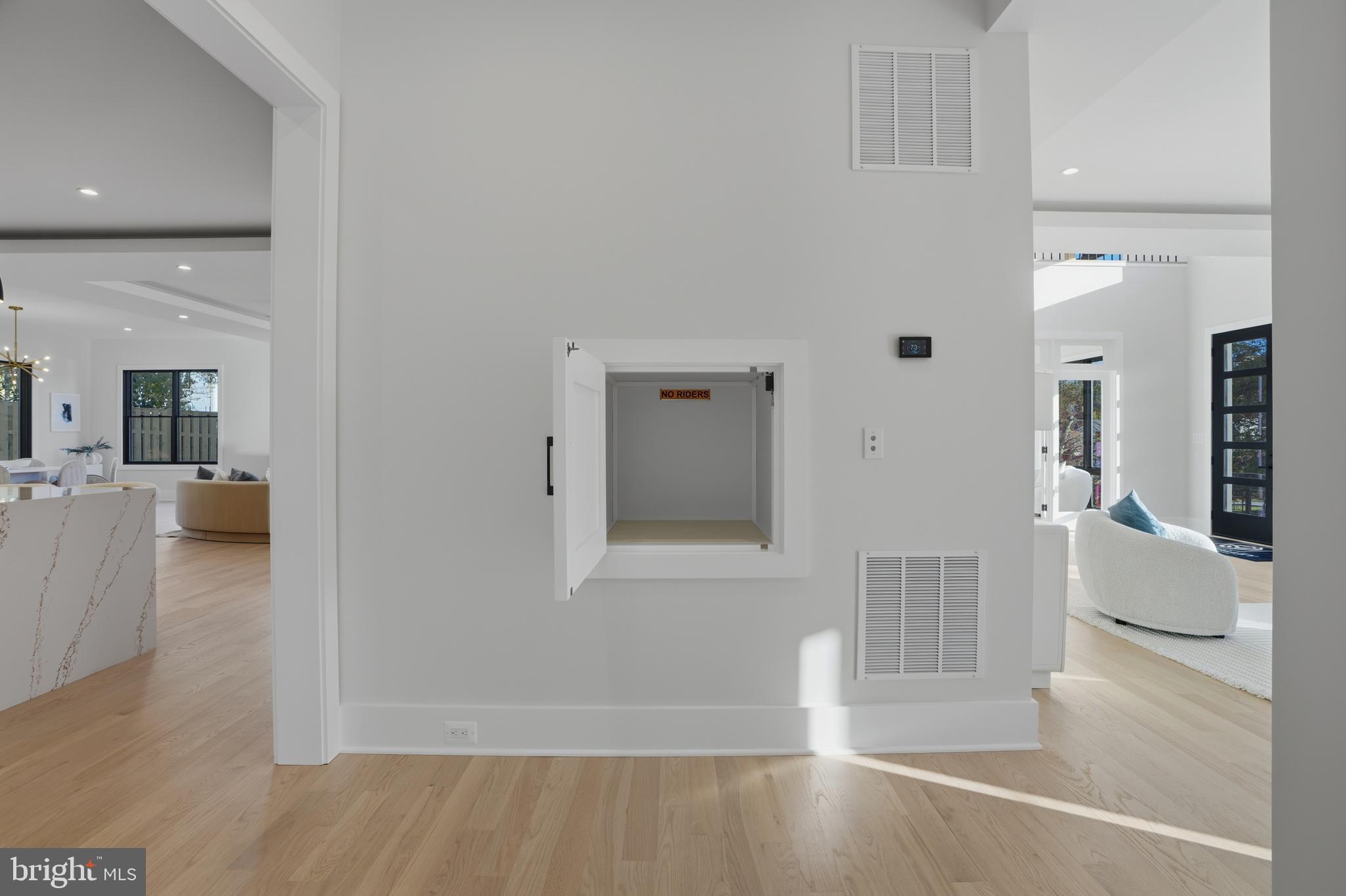 GRASS RIDGE - Residential