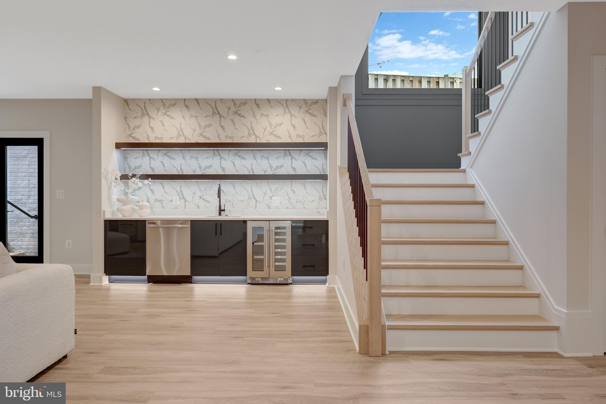 GRASS RIDGE - Residential