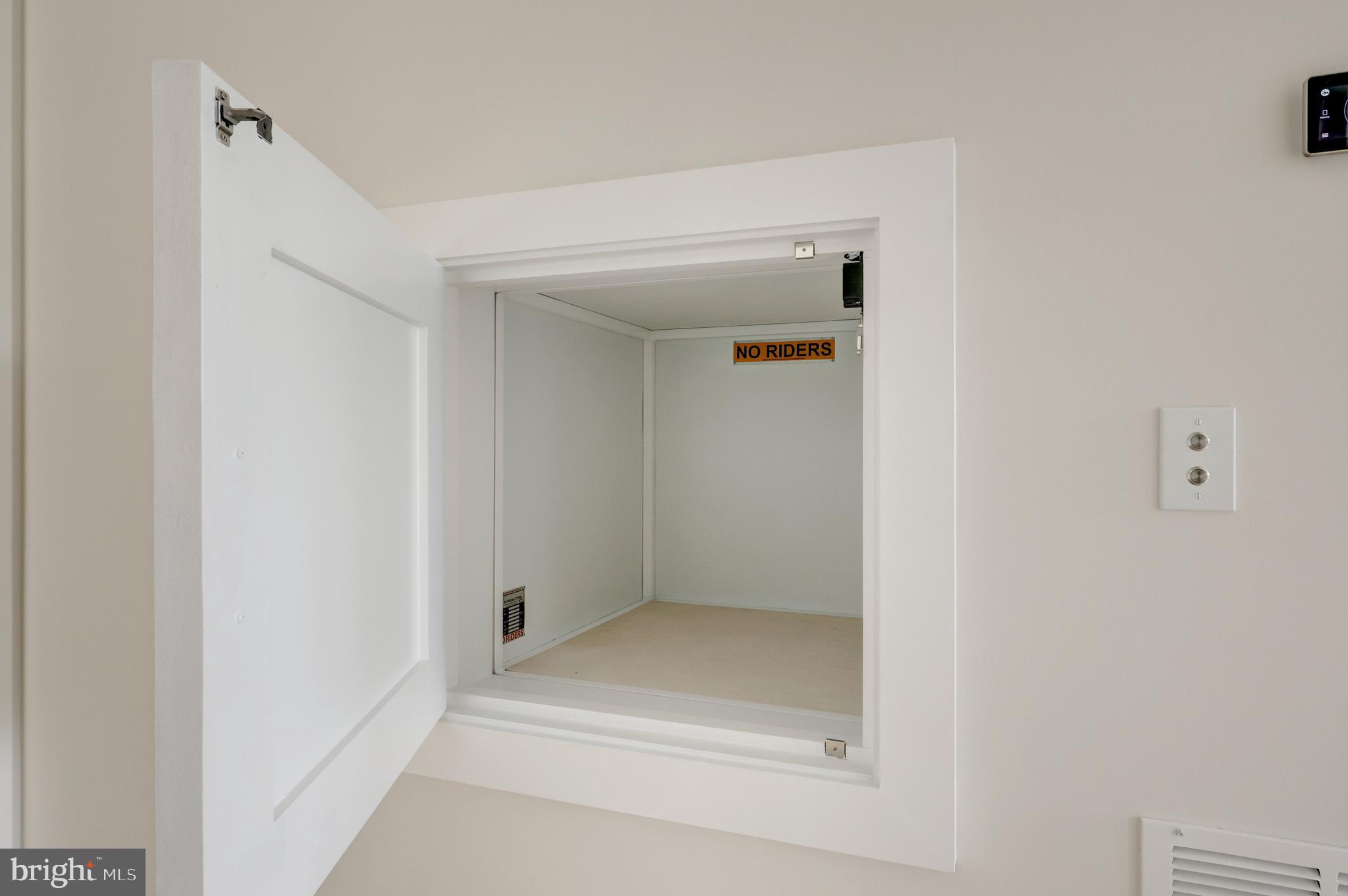 GRASS RIDGE - Residential