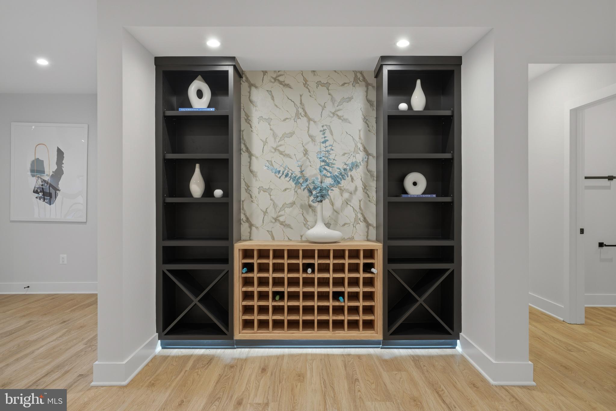 GRASS RIDGE - Residential