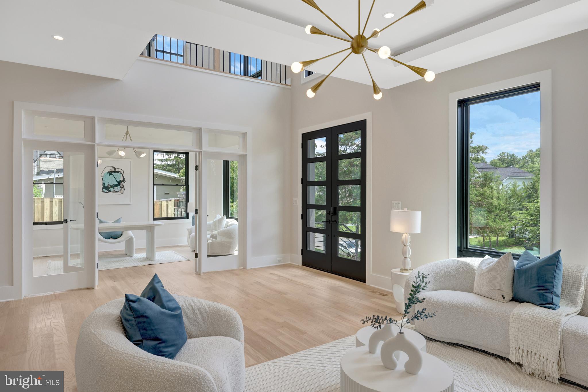 GRASS RIDGE - Residential