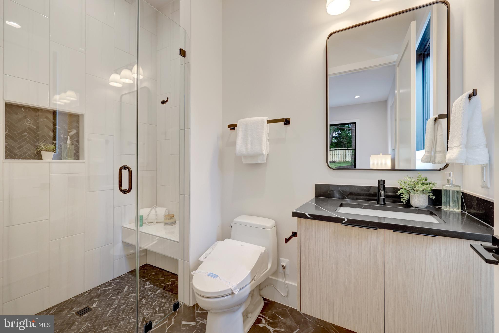 GRASS RIDGE - Residential