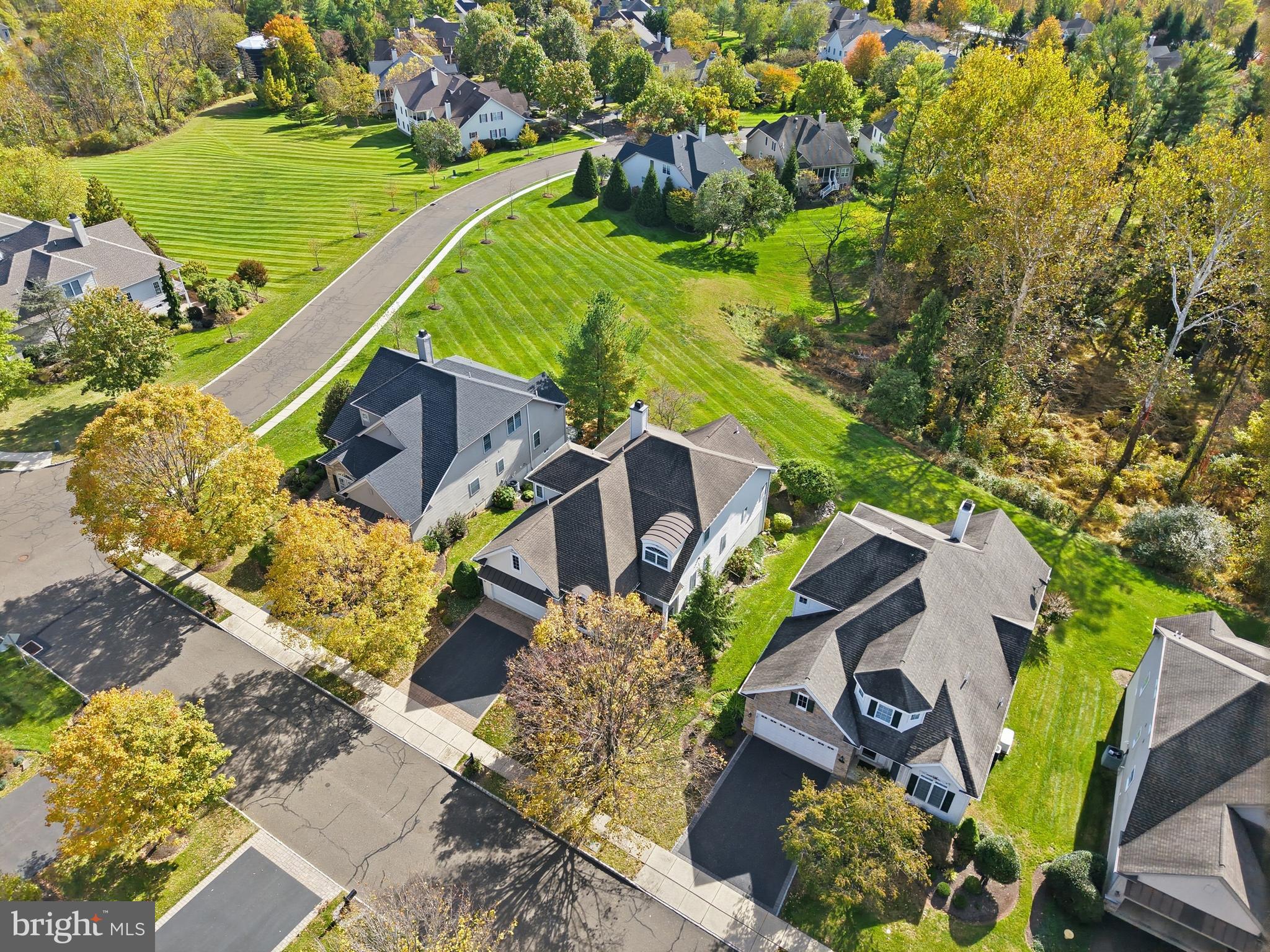 FOX RUN PRESERVE - Residential