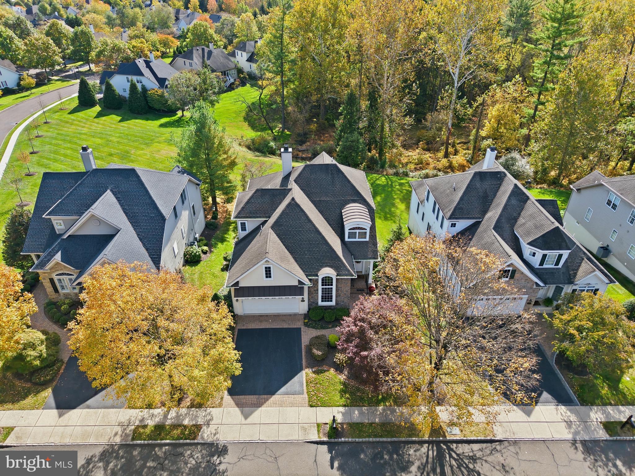 FOX RUN PRESERVE - Residential