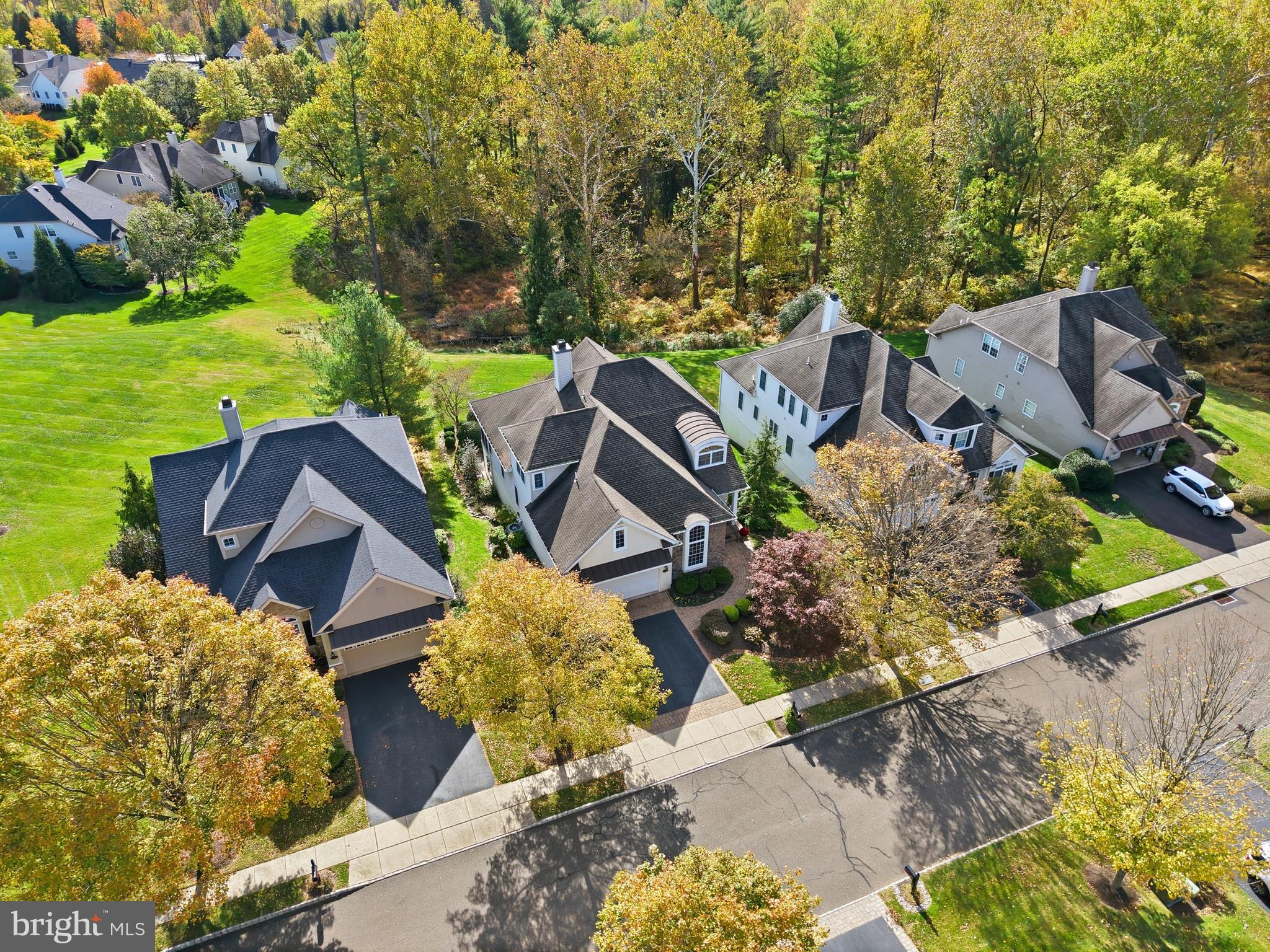 FOX RUN PRESERVE - Residential