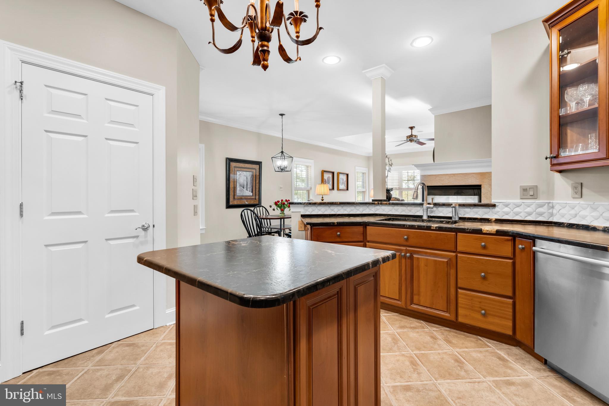 FOX RUN PRESERVE - Residential