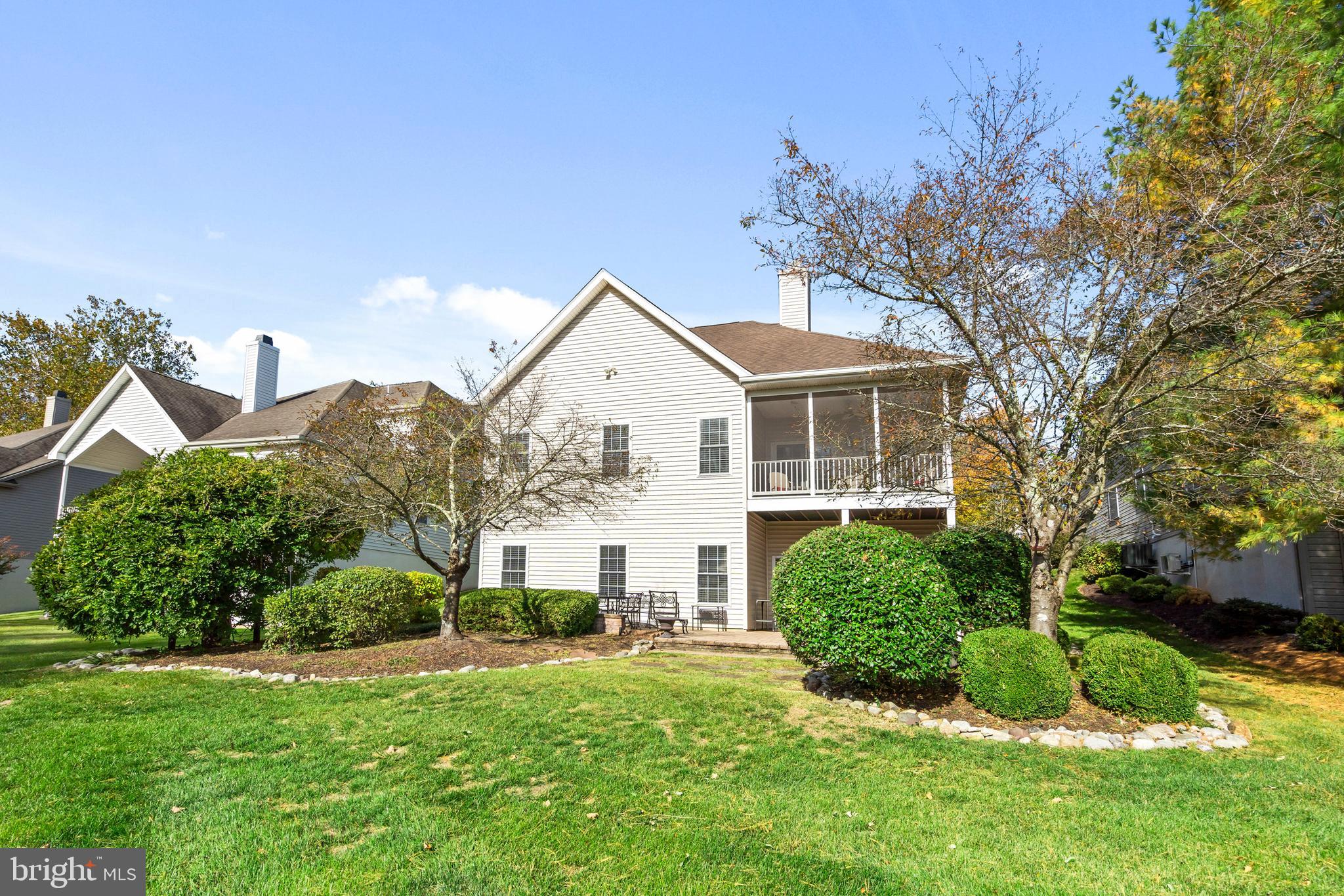 FOX RUN PRESERVE - Residential