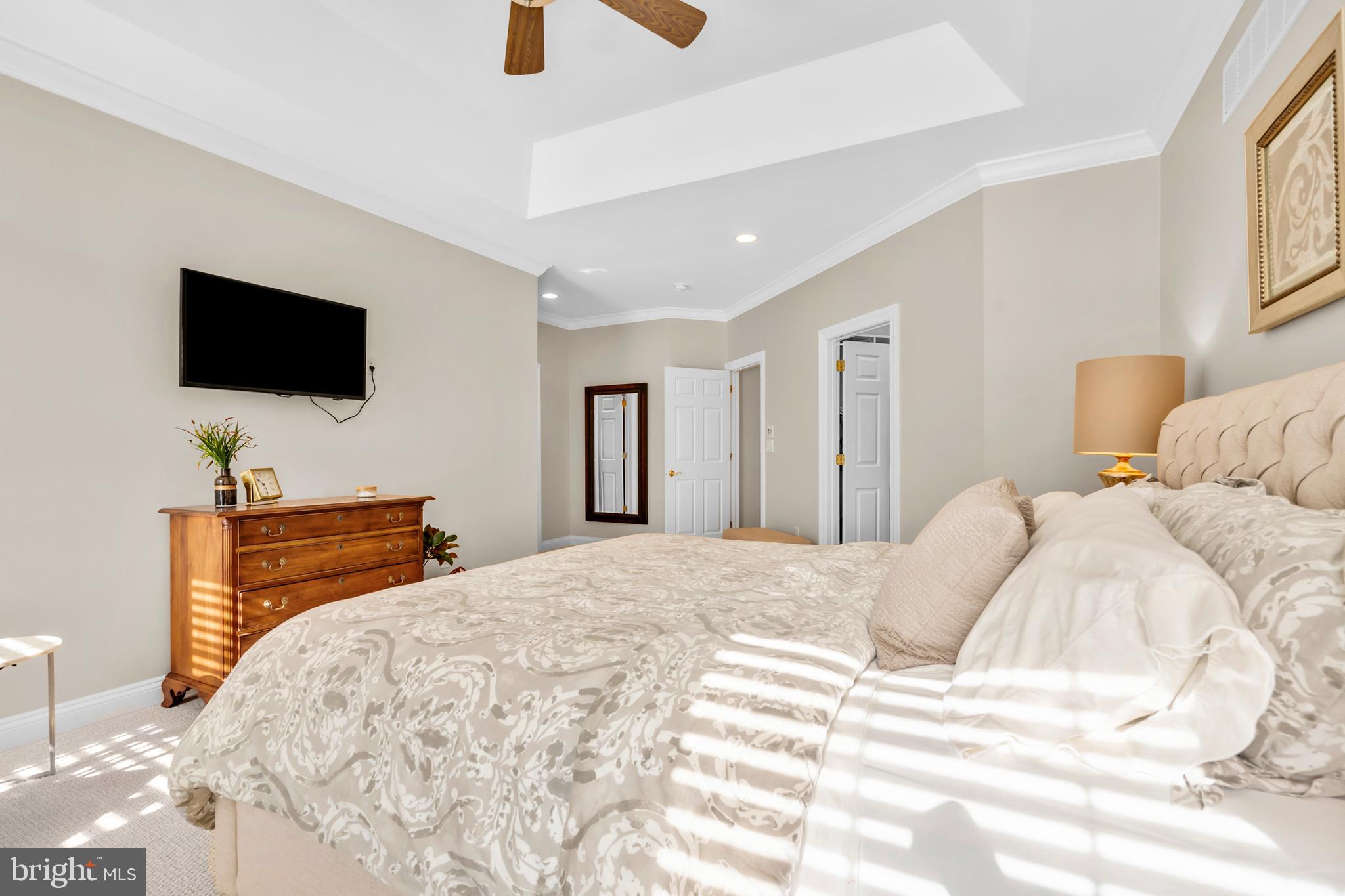 FOX RUN PRESERVE - Residential