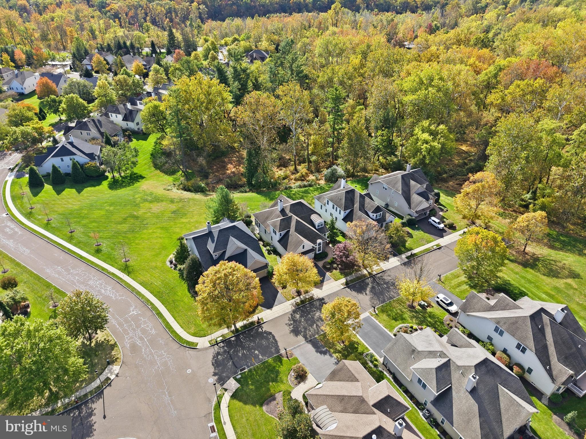 FOX RUN PRESERVE - Residential