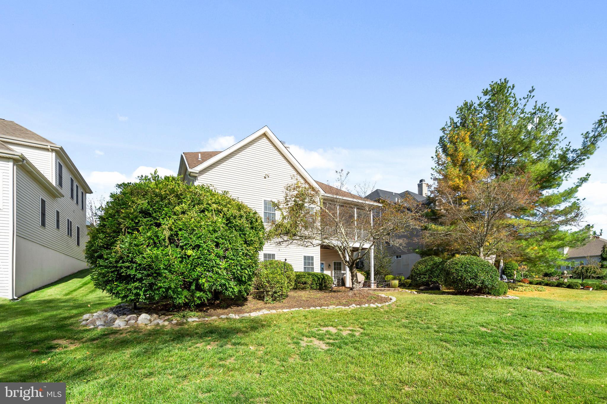 FOX RUN PRESERVE - Residential