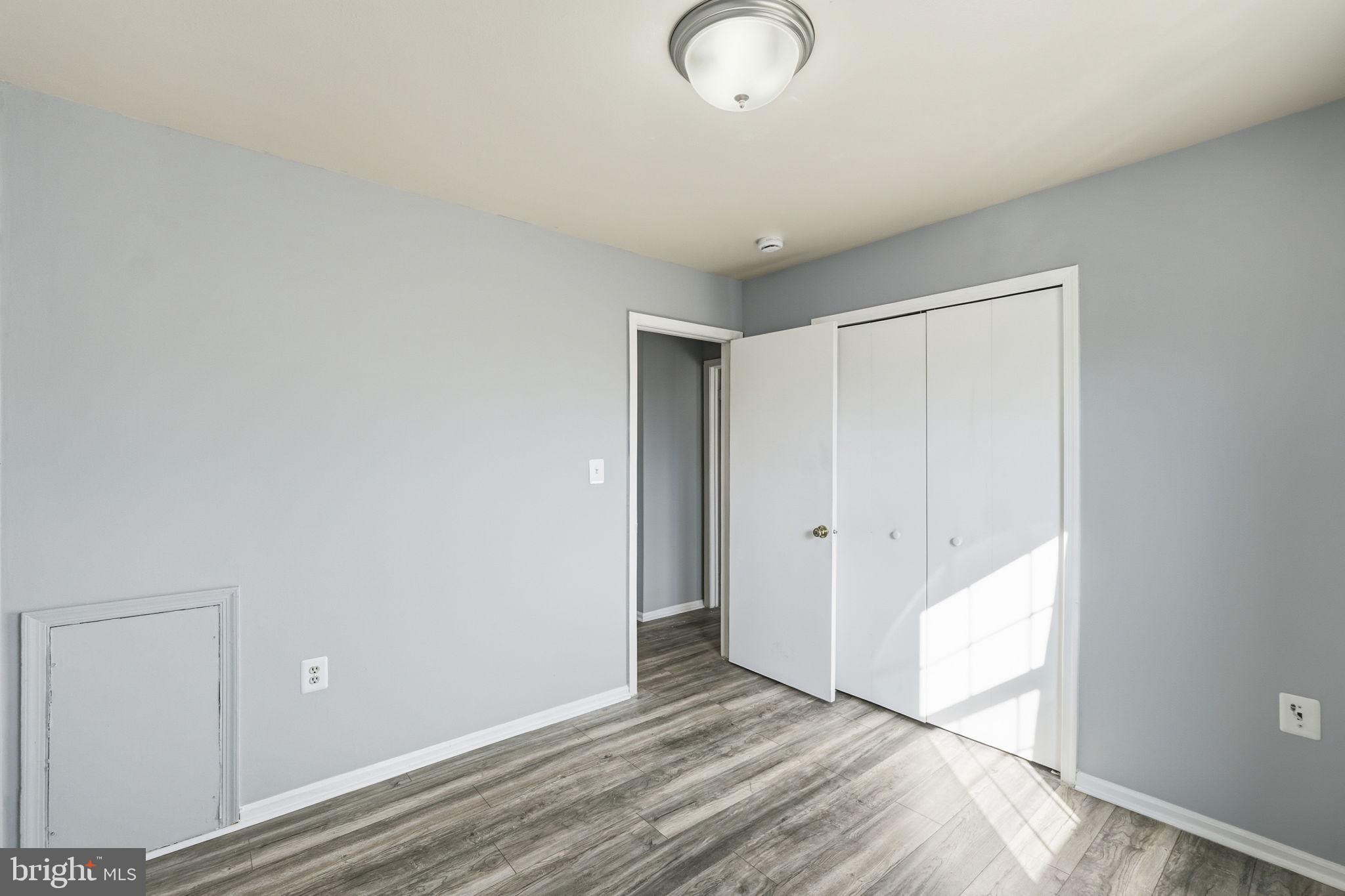 HILLCREST ORCHARDS - Residential