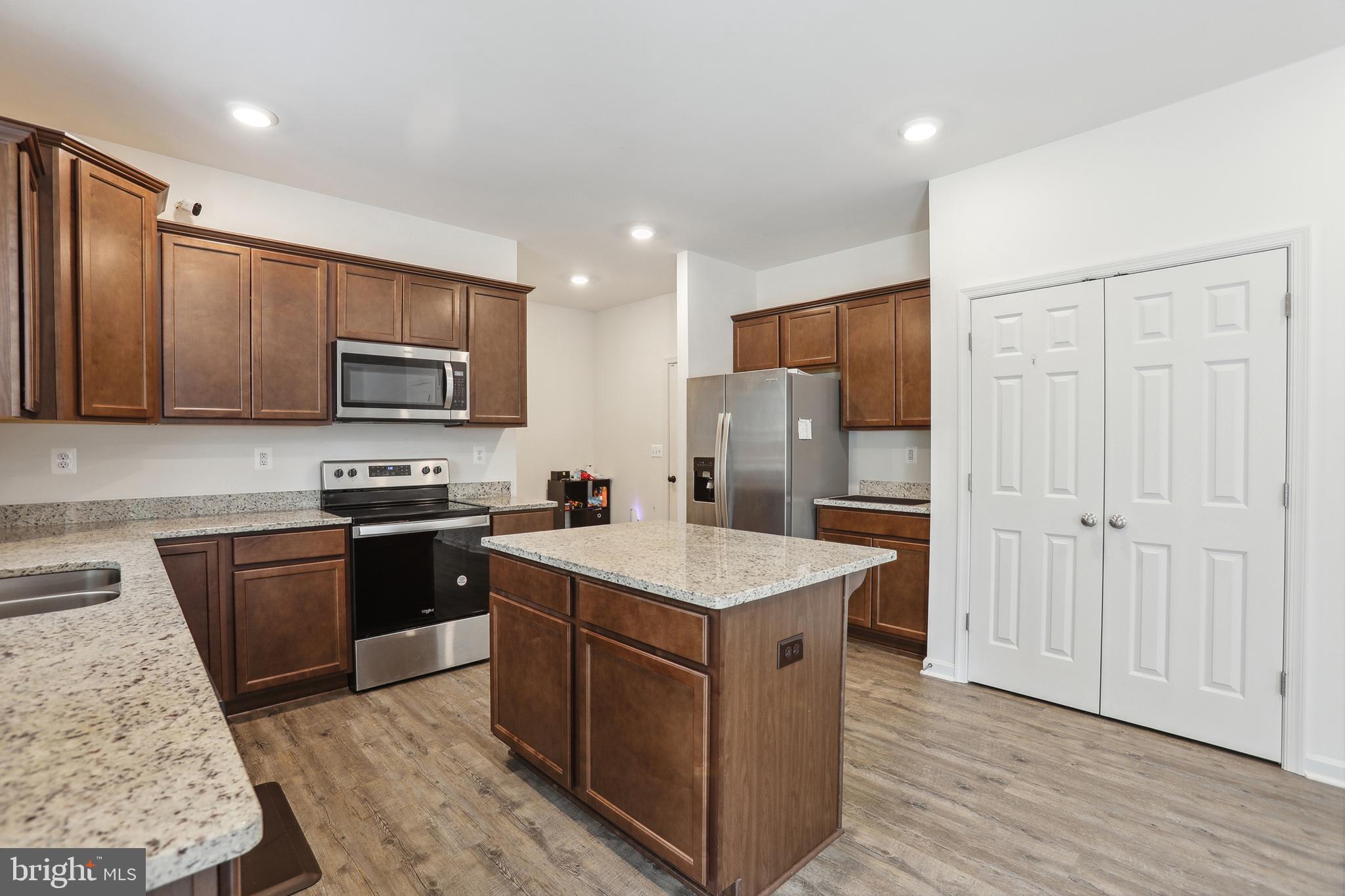 EDEN ESTATES - Residential