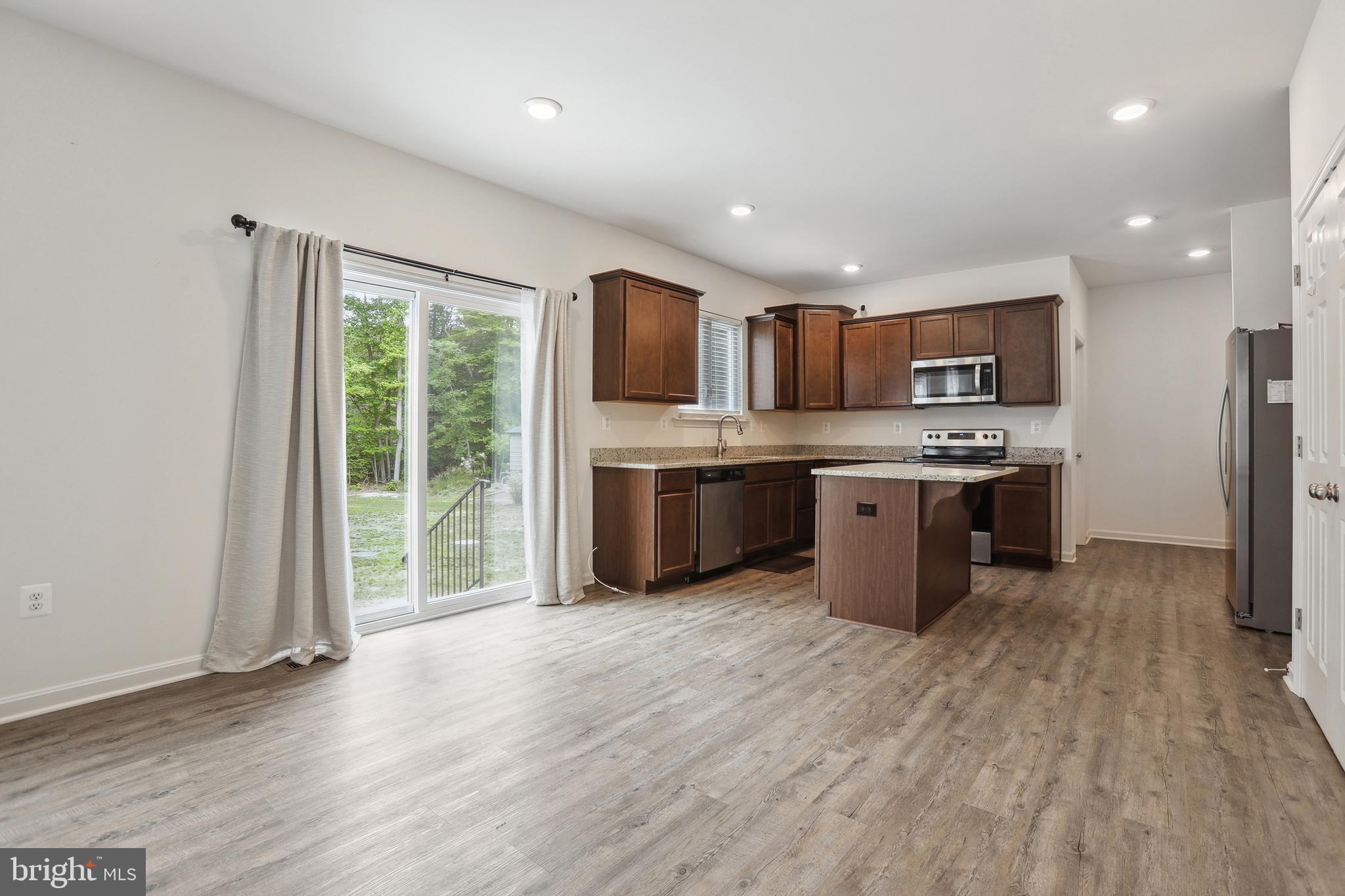 EDEN ESTATES - Residential