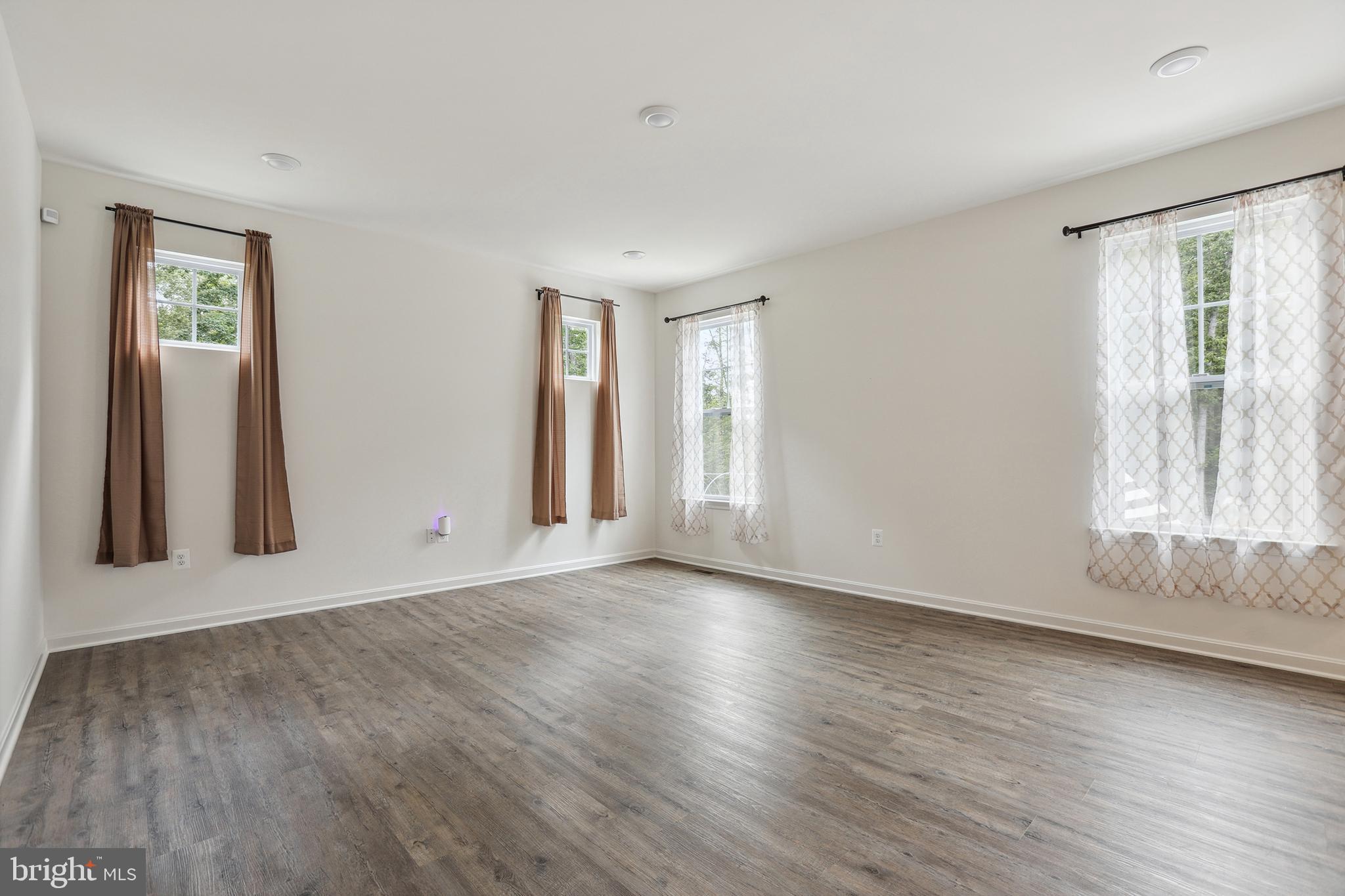 EDEN ESTATES - Residential