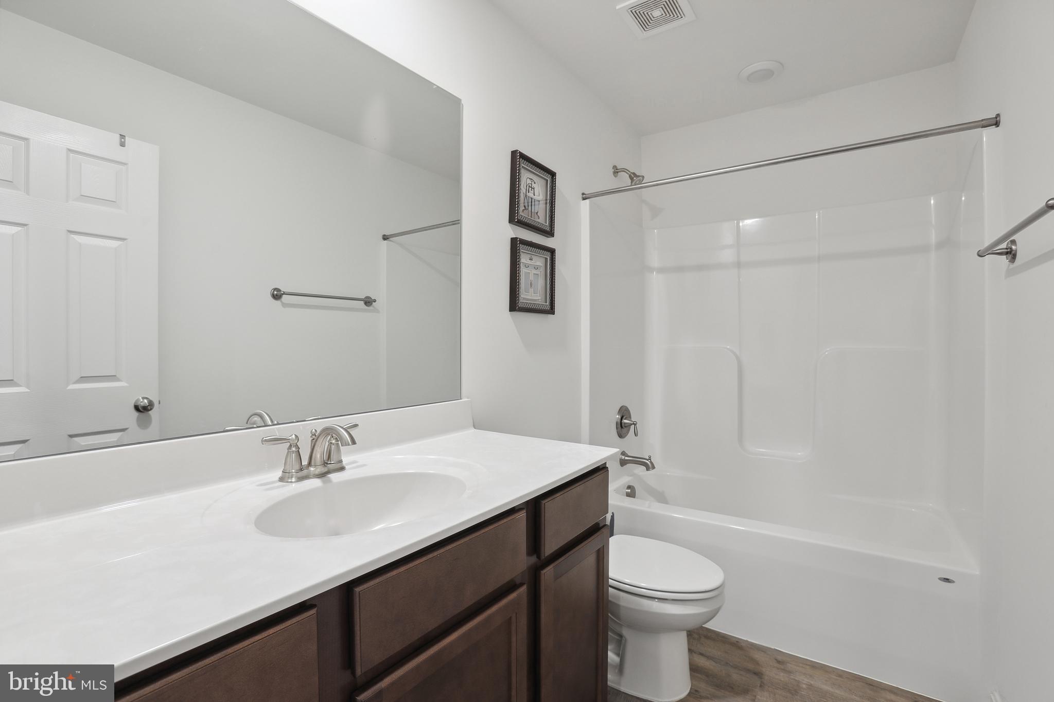 EDEN ESTATES - Residential