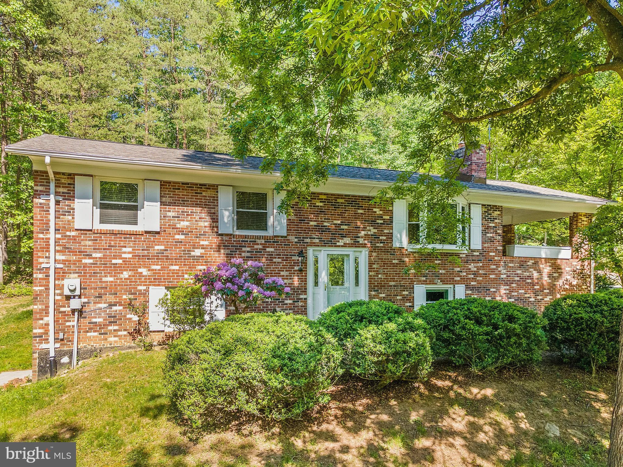 5847 Wilson Road, Marshall, VA 20115