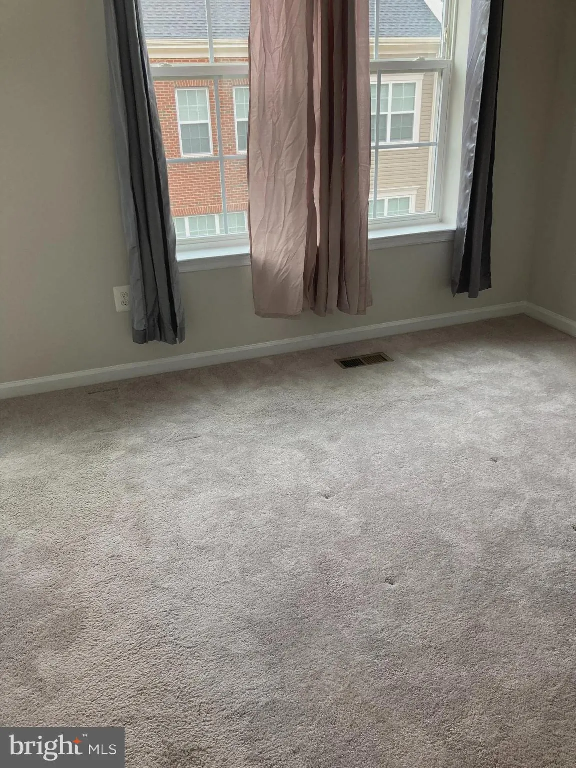 Beltsville, Maryland 20705, United States, 3 Bedrooms Bedrooms, ,4 BathroomsBathrooms,Residential,Active,229220