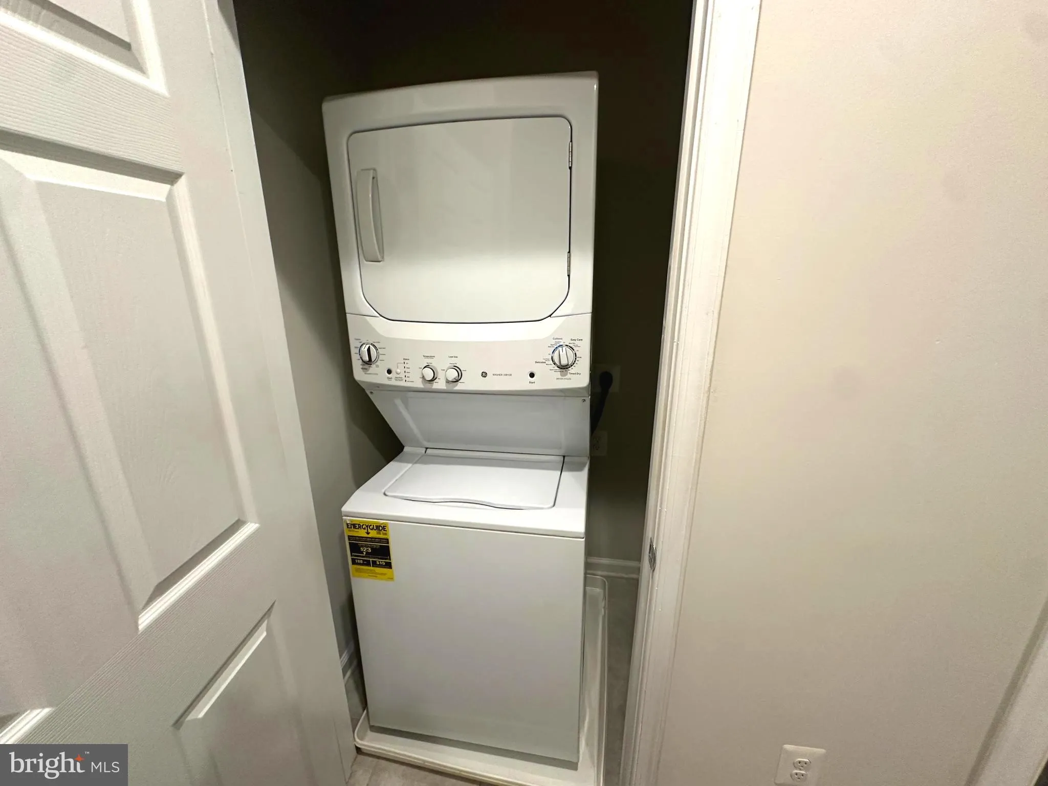 Beltsville, Maryland 20705, United States, 3 Bedrooms Bedrooms, ,4 BathroomsBathrooms,Residential,Active,229220