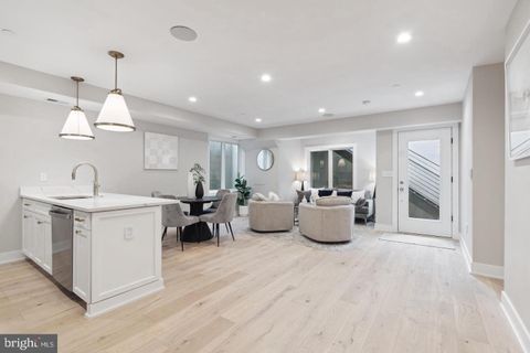 Photo of 5305 Connecticut Avenue NW #2, WASHINGTON, DC 20015 (MLS # DCDC2233282)