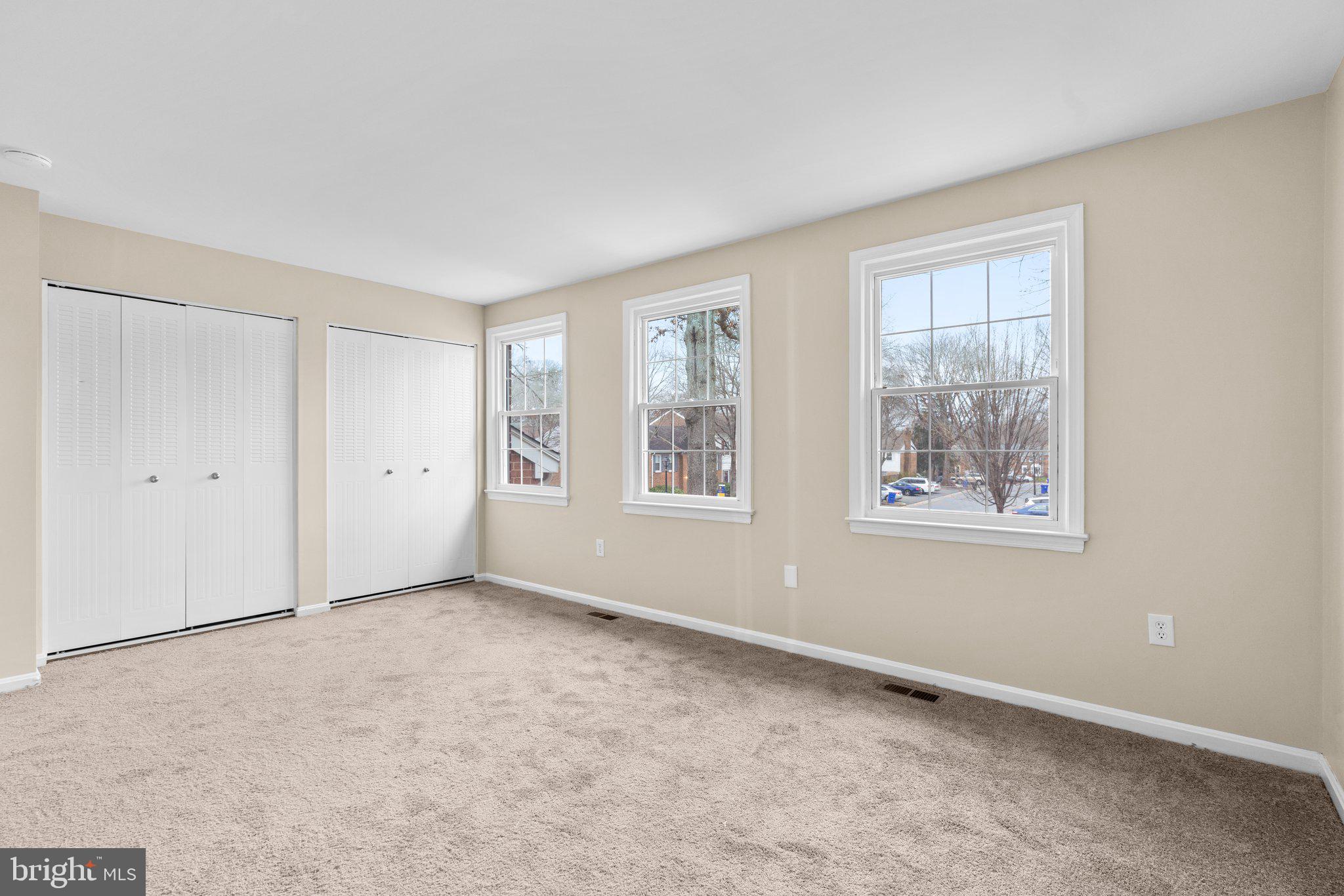 HERITAGE WALK - Residential